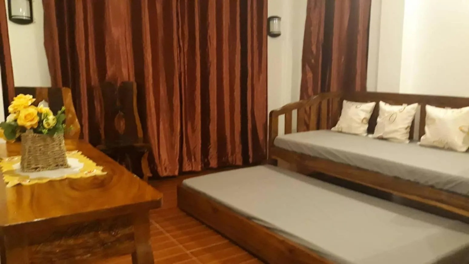 Bed in Marnin's Place