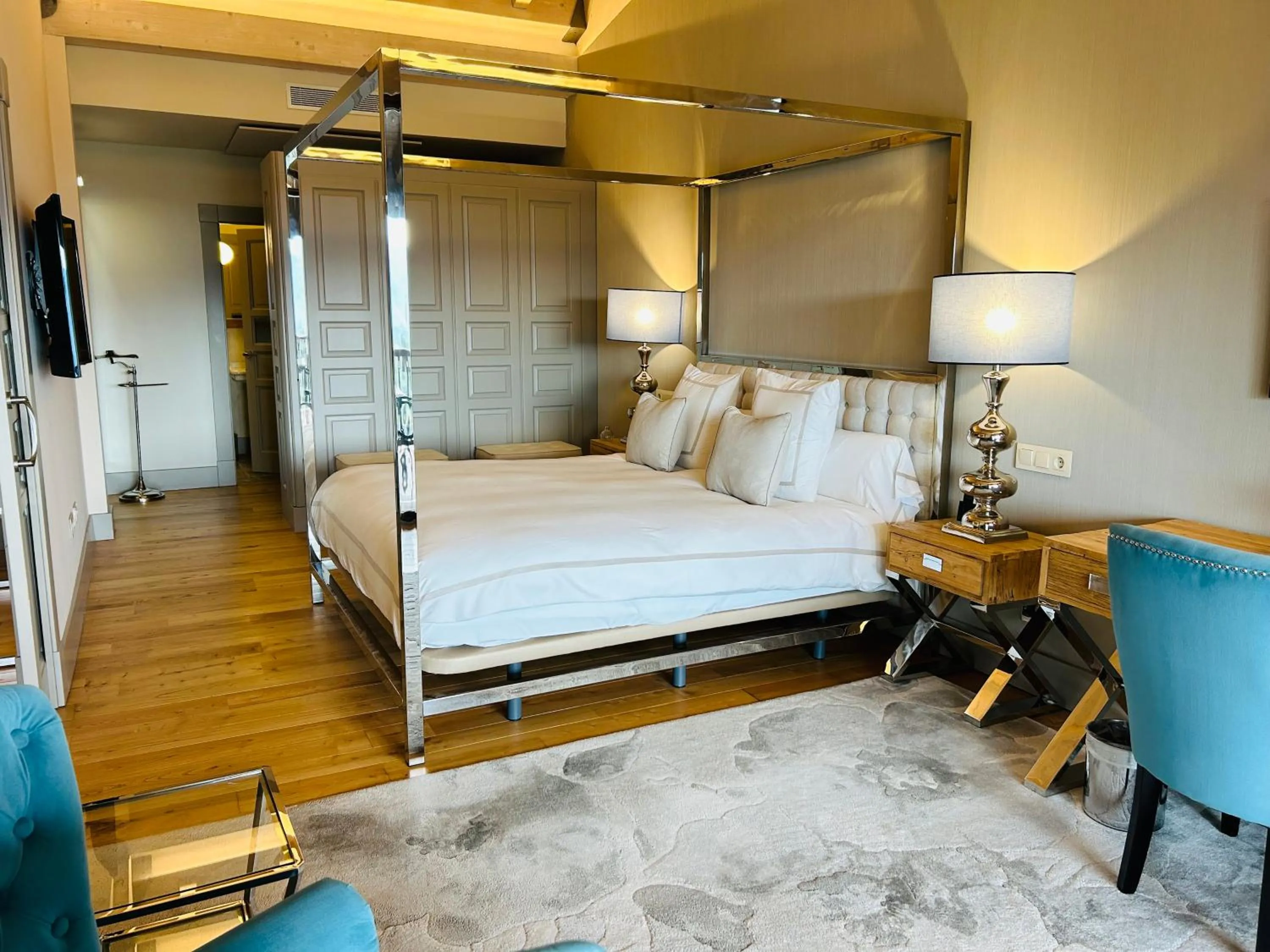 Bed in Puebloastur Eco Resort Hotel & Spa Gran Lujo