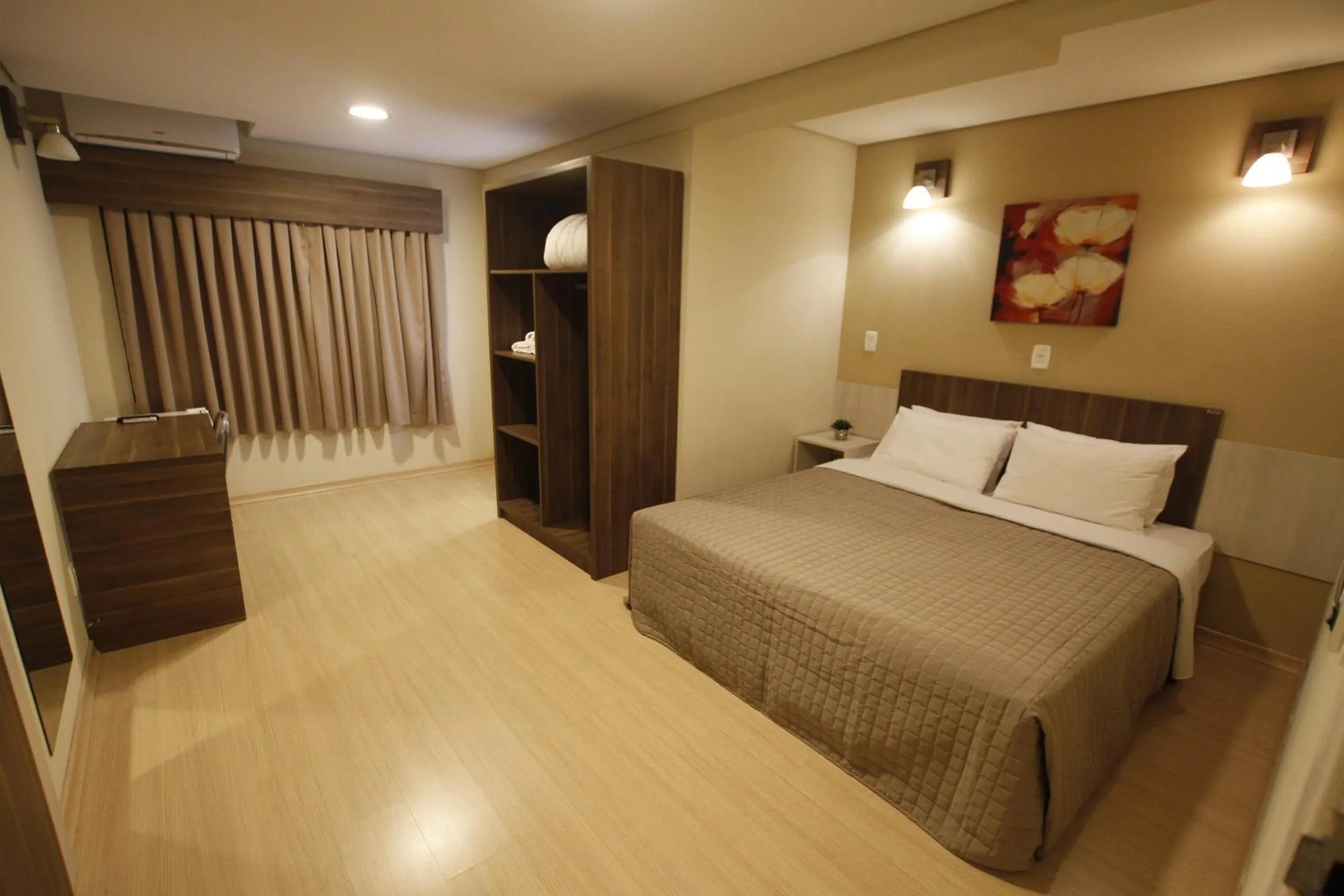 Photo of the whole room, Bed in Klein Ville Dois Irmãos