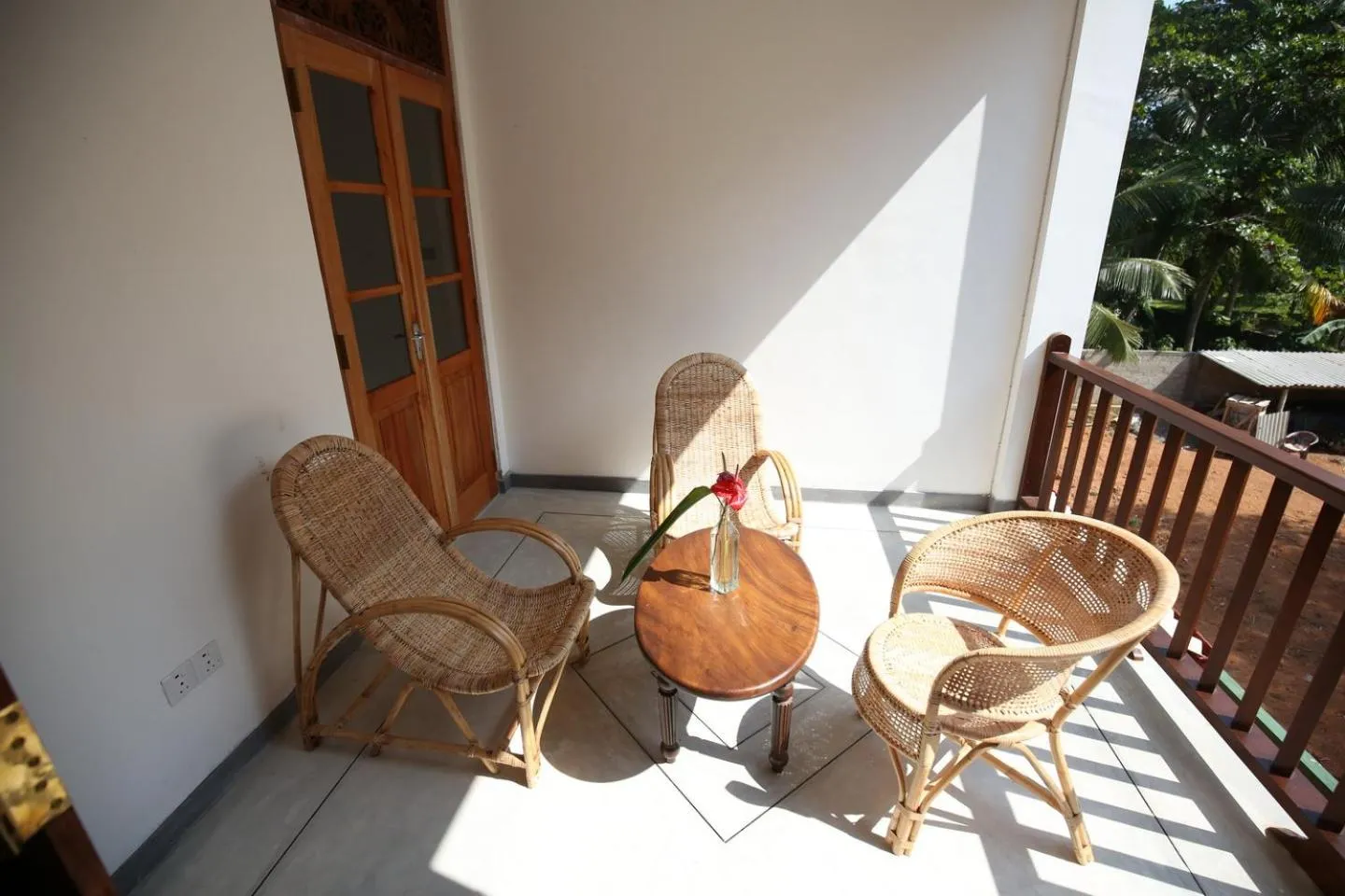 Property building in Mary's Palm Garden