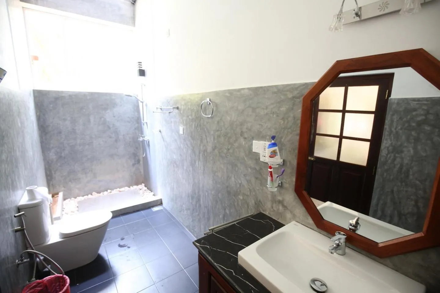 Toilet in Mary's Palm Garden