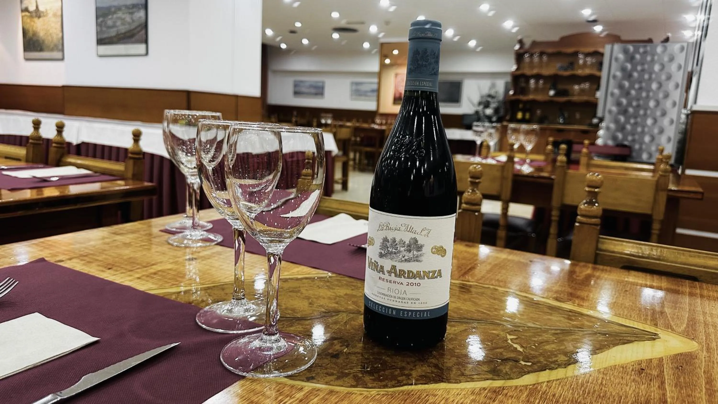 Restaurant/places to eat in Hotel Folch