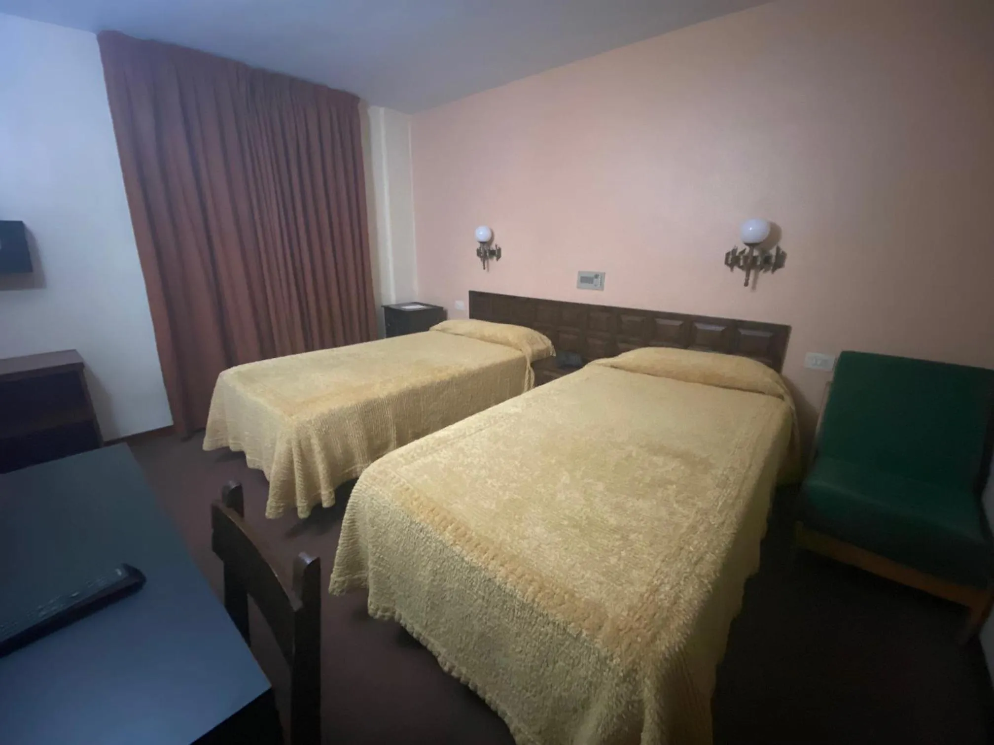 Photo of the whole room, Bed in Hotel Folch