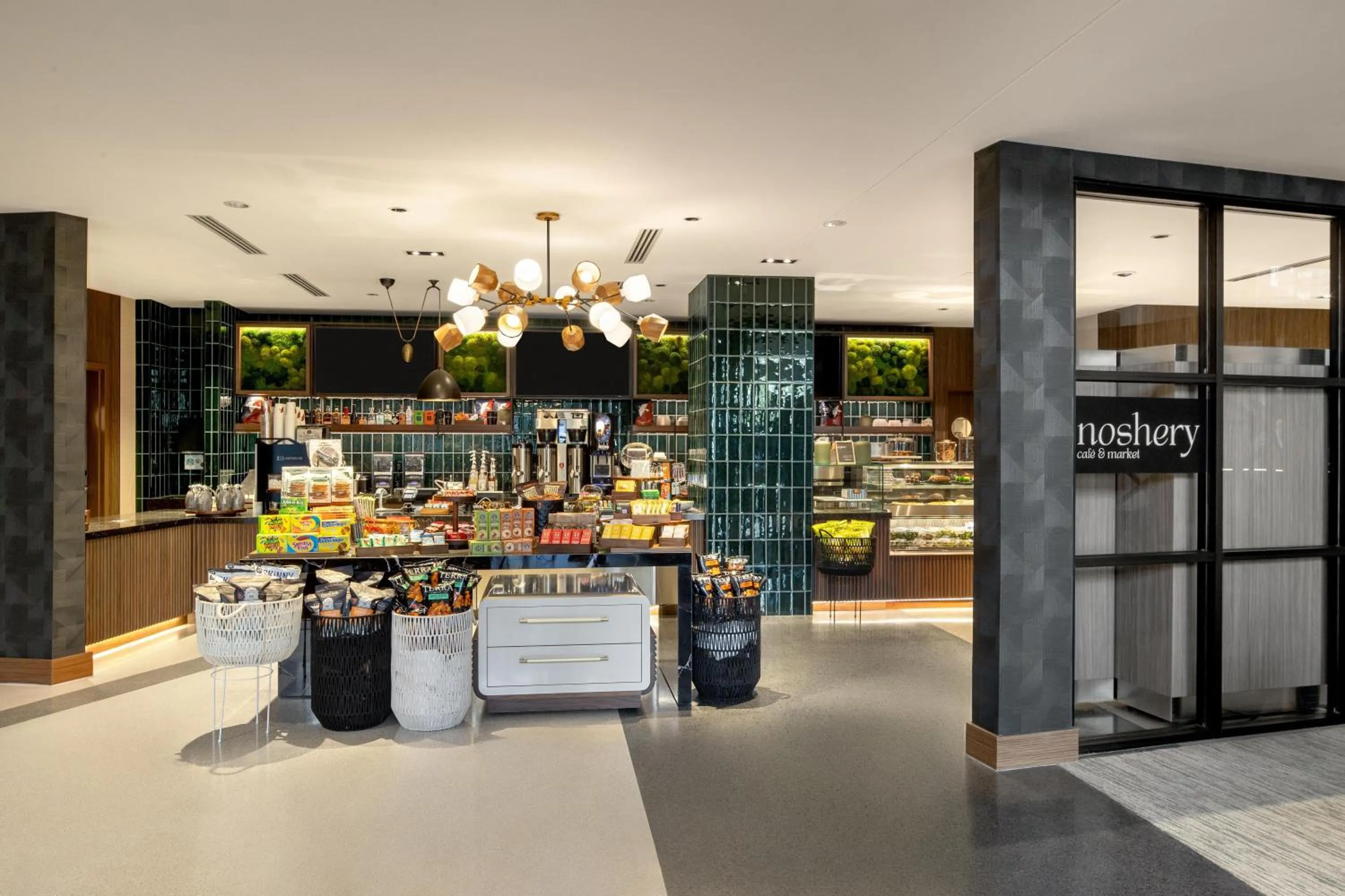 Restaurant/places to eat in Hilton Cleveland Downtown