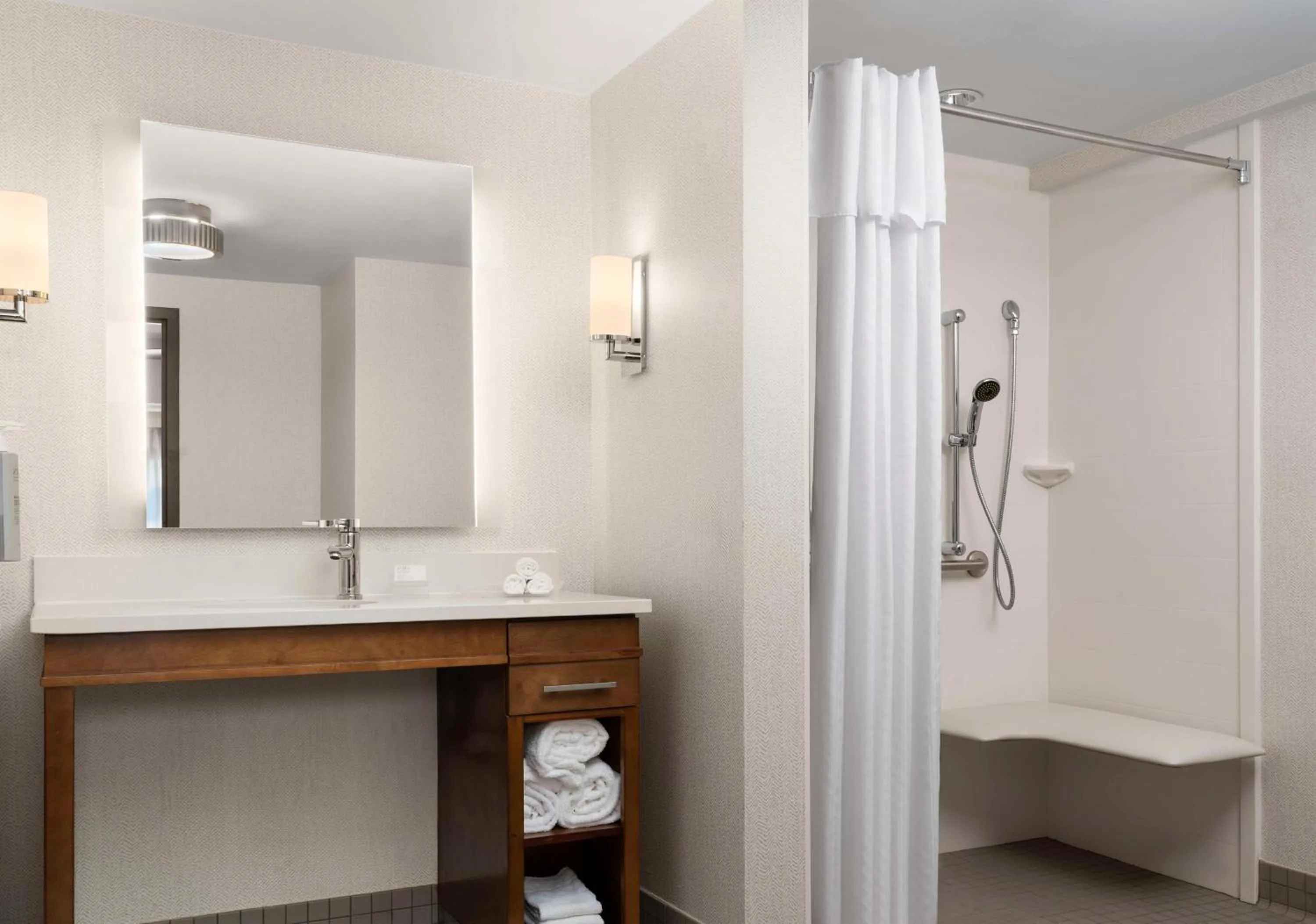 Bathroom in Homewood Suites by Hilton Boston Brookline-Longwood Medical