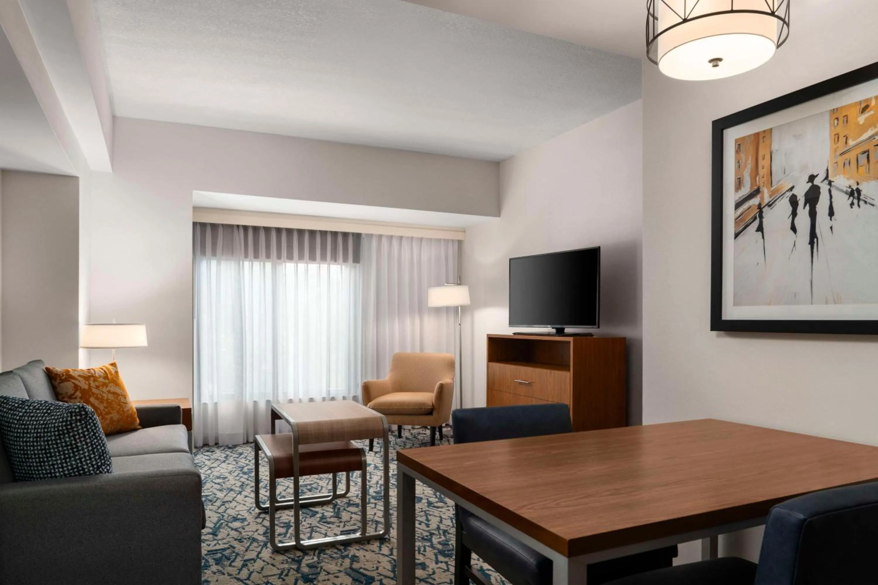 Living room in Homewood Suites by Hilton Boston Brookline-Longwood Medical