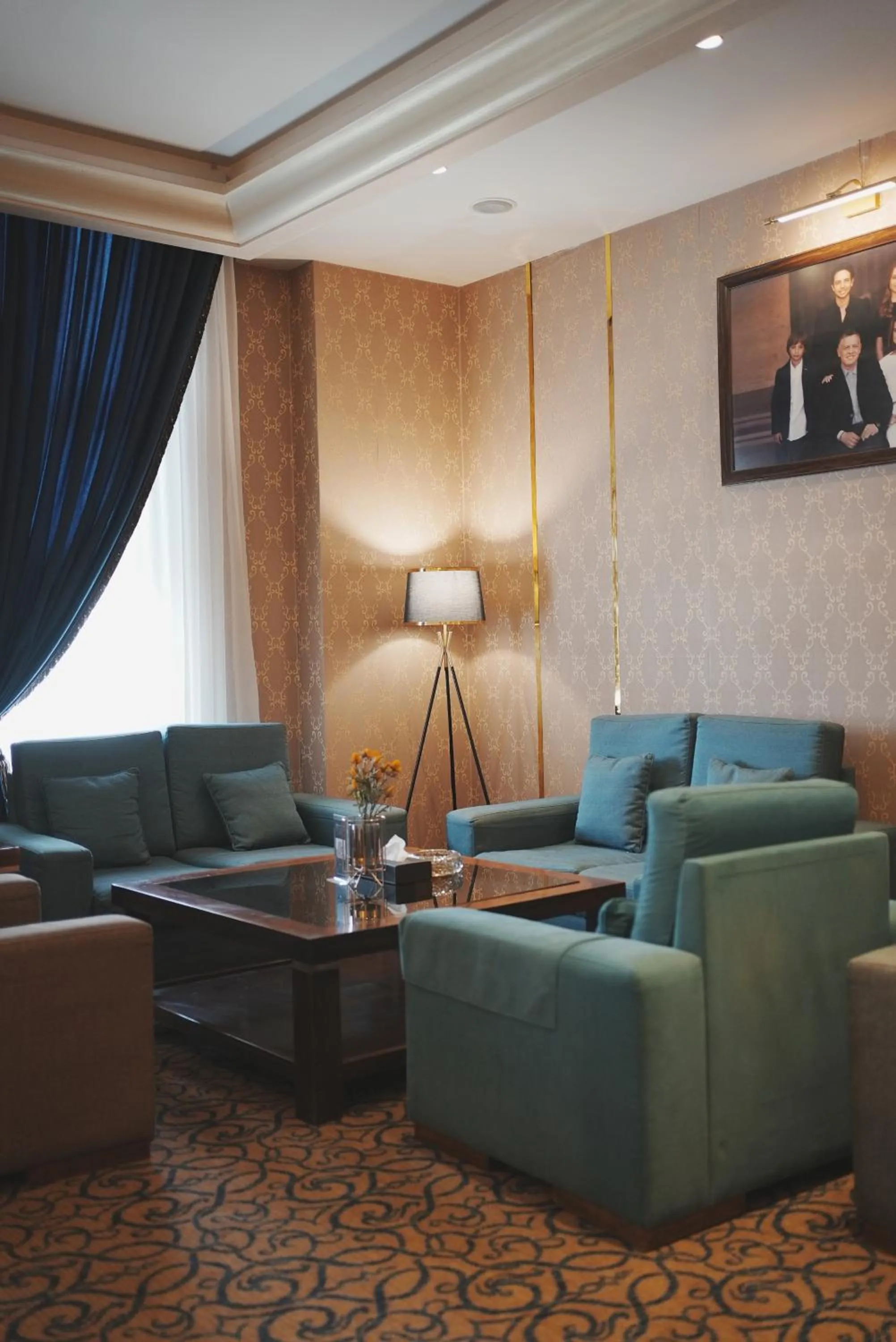 Lounge or bar in Thousand Nights Hotel Amman - فندق ثاوزند نايتس عمان