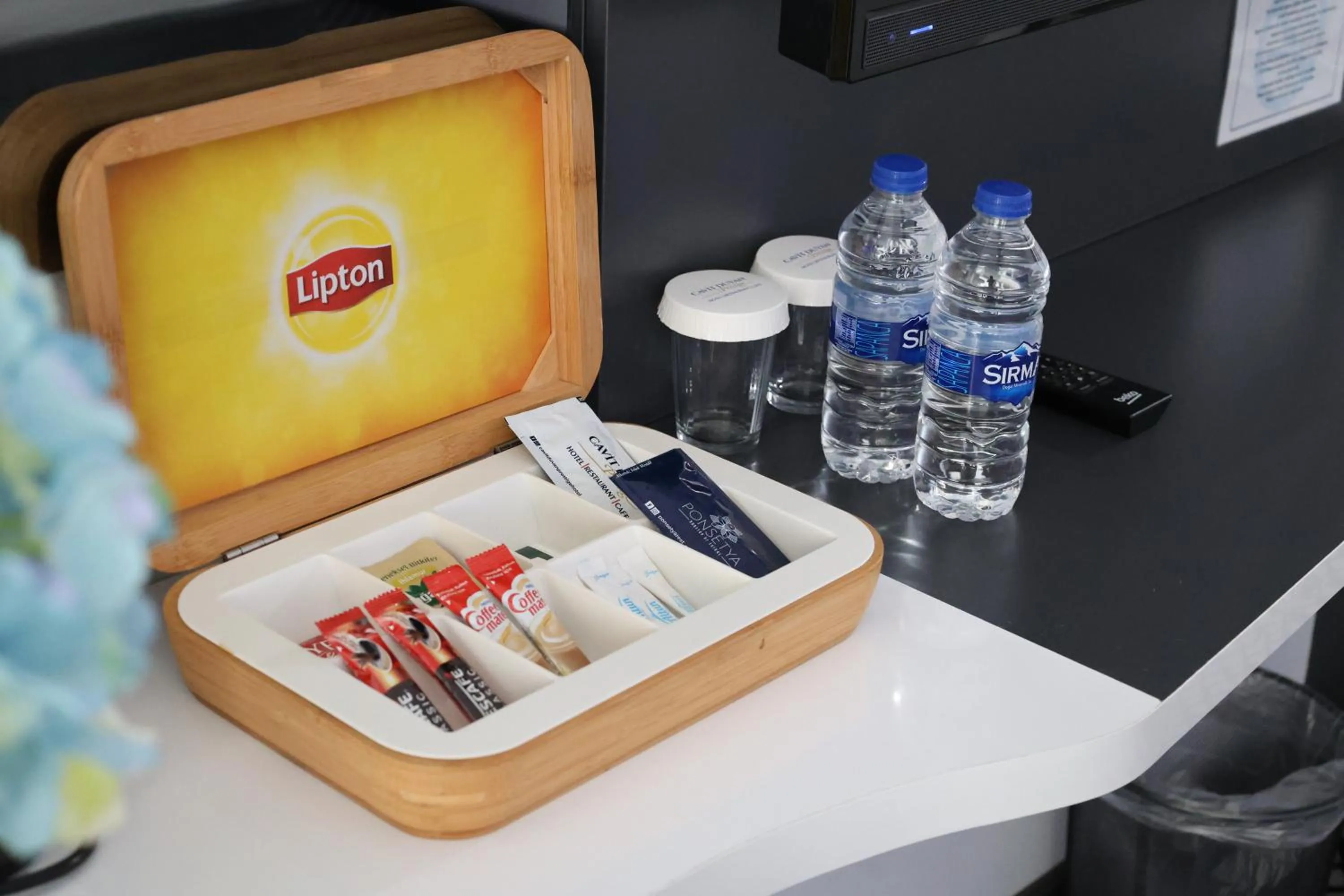 Coffee/tea facilities in Cavit Duvan Prestige Hotel