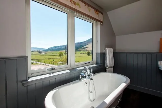 Bathroom in Glen Clova Hotel & Luxury Lodges