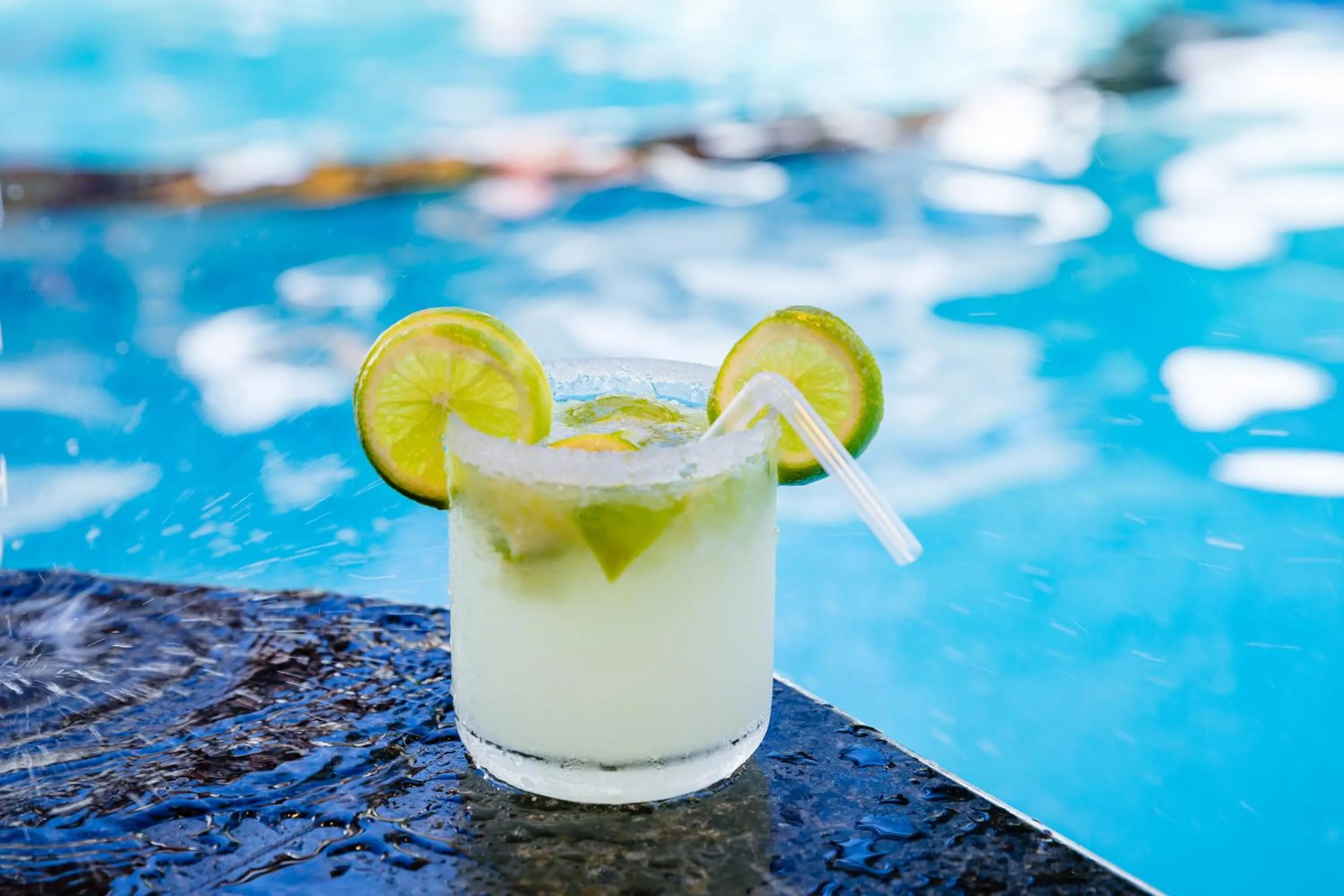 Food and drinks in Casa Blanca Park Hotel