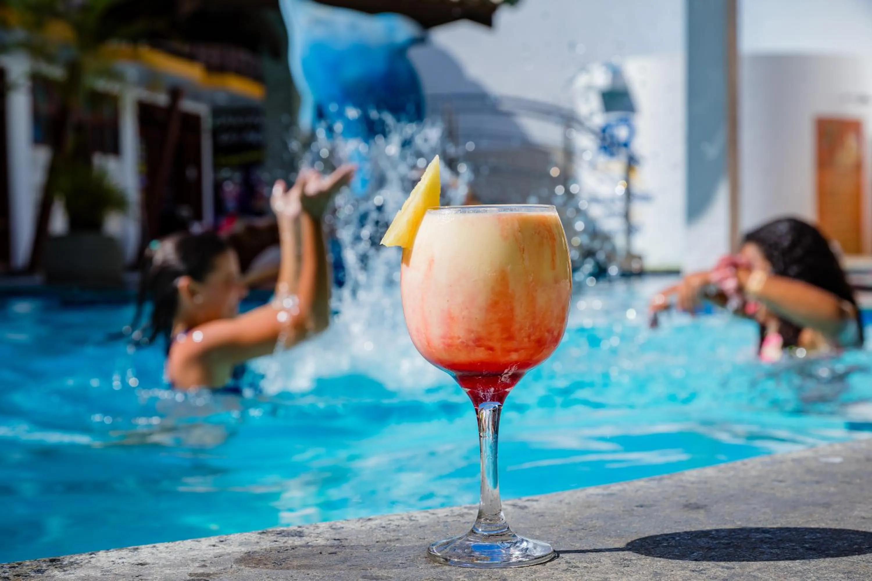 Food and drinks in Casa Blanca Park Hotel