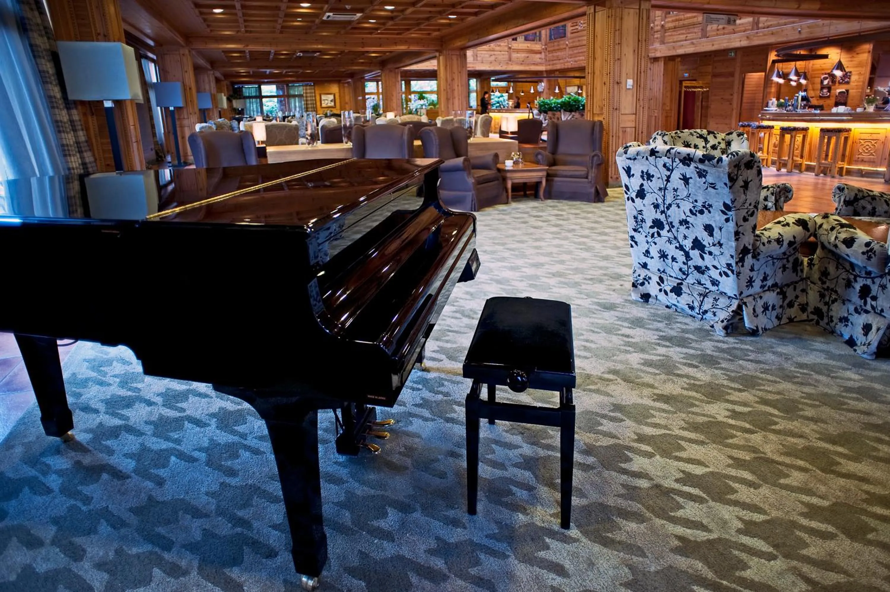 Communal lounge/ TV room in Sport Hotel Village