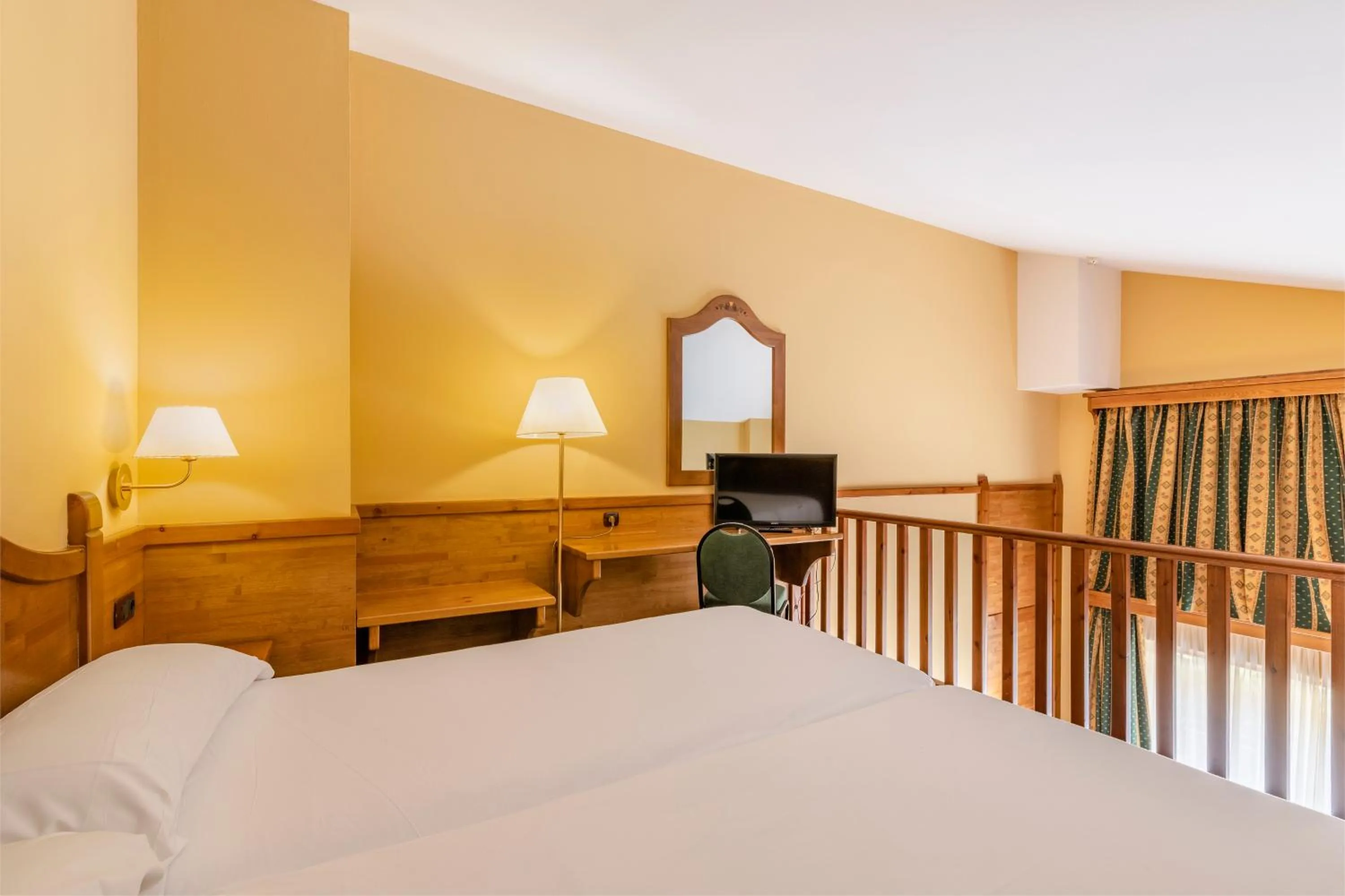 Bedroom, Bed in Sport Hotel Village