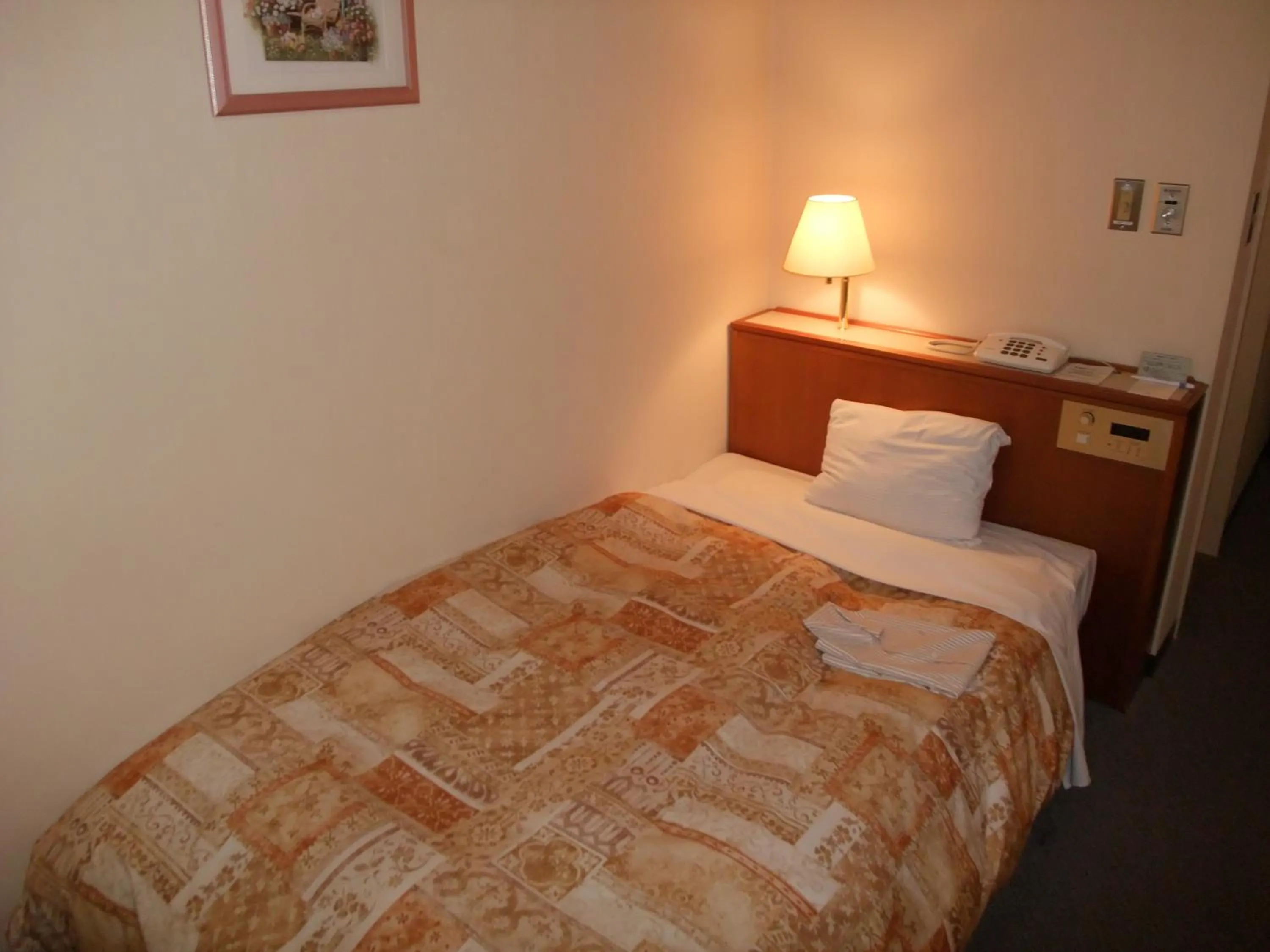 Photo of the whole room, Bed in Hotel Sunroute Goshogawara