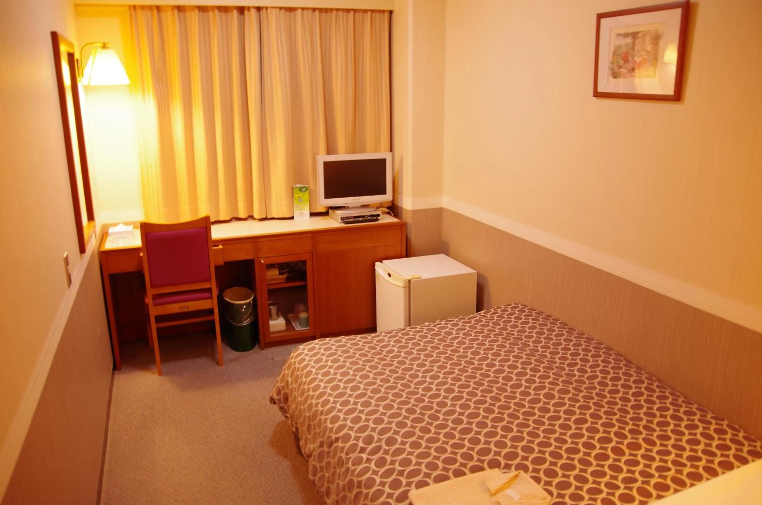 Photo of the whole room, Bed in Hotel Sunroute Goshogawara
