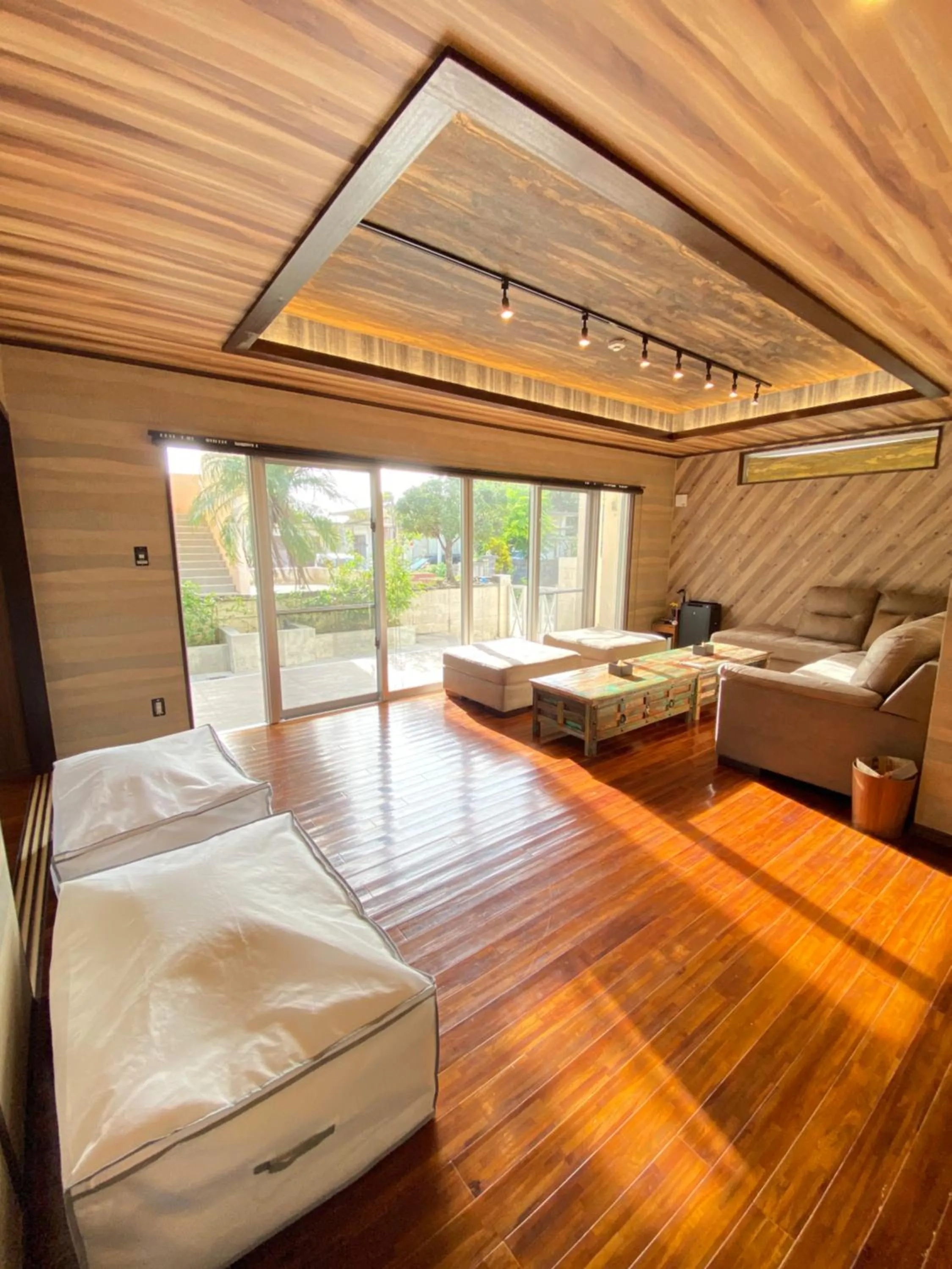 Living room, Bed in Seven Residence Music