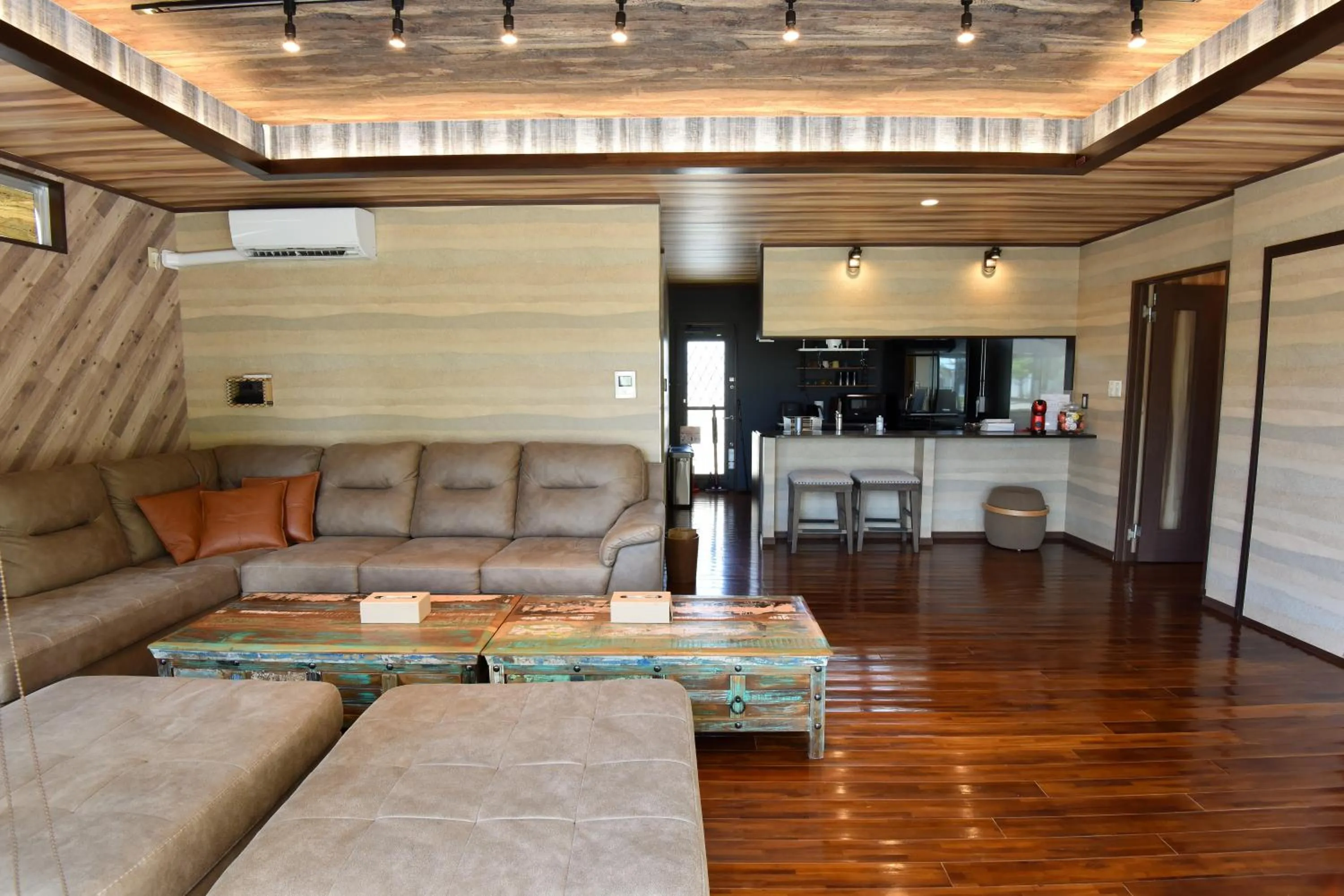 Living room in Seven Residence Music