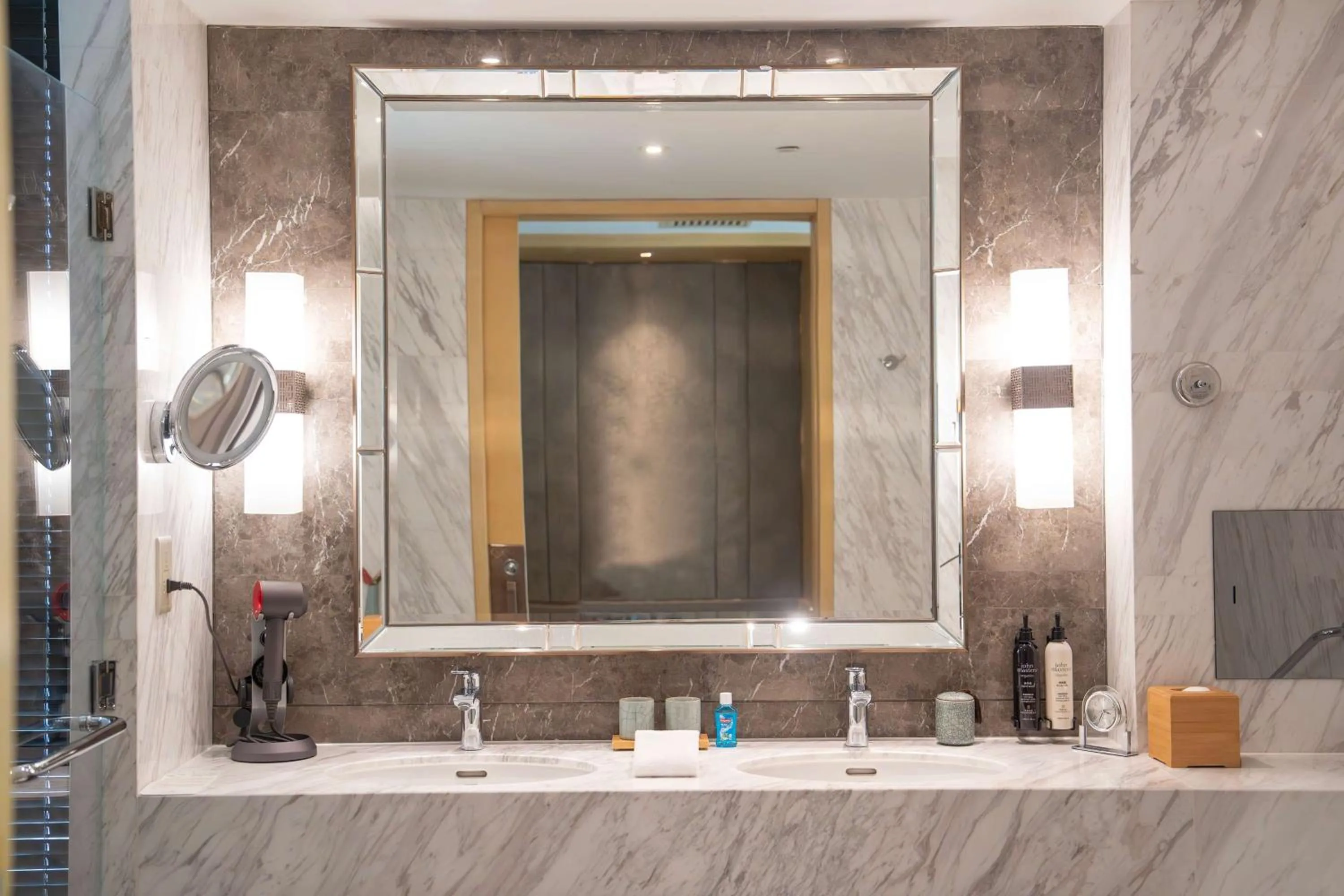 Other in Midtown Shangri-La, Hangzhou