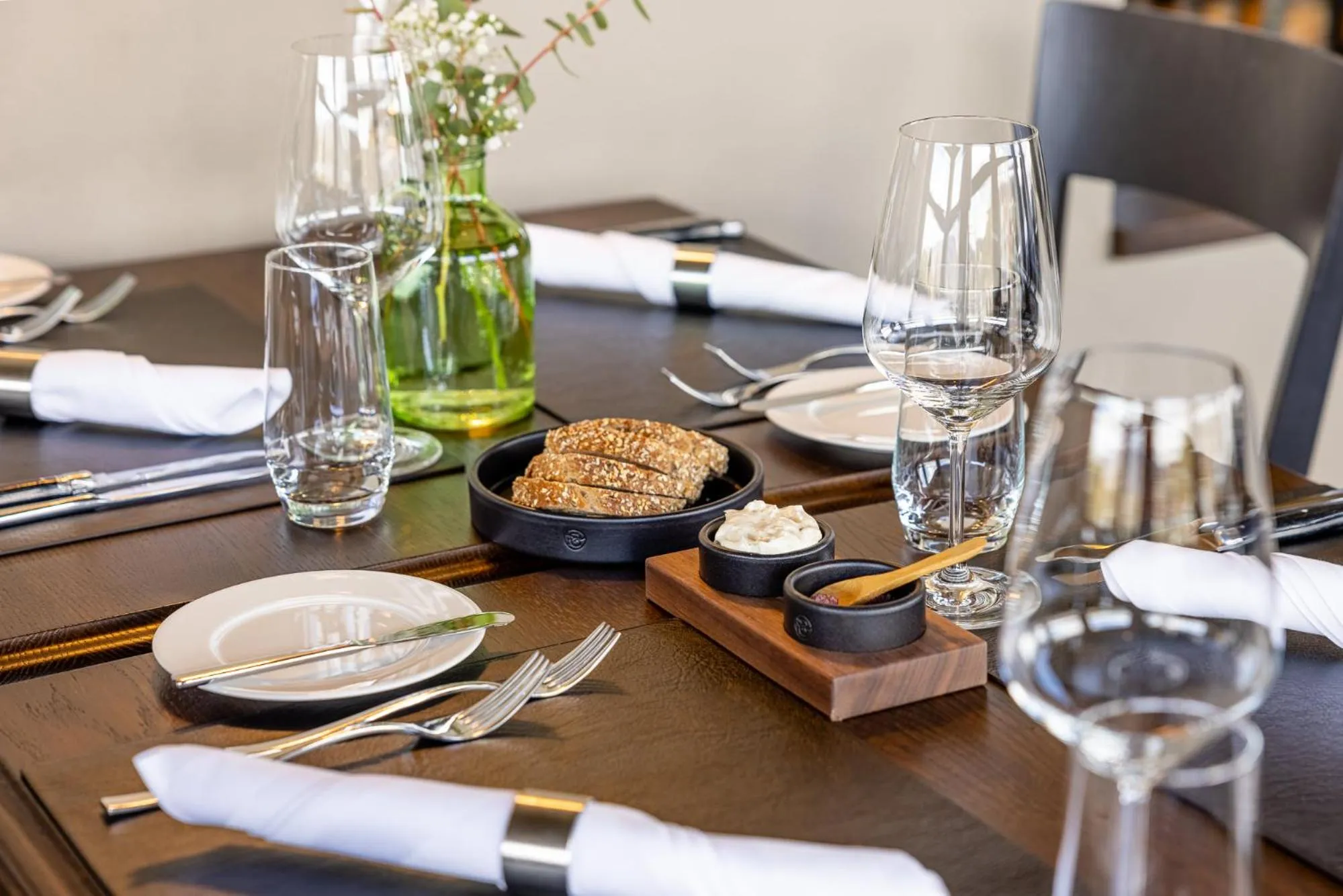 Restaurant/places to eat in Hotel Kettenbrücke