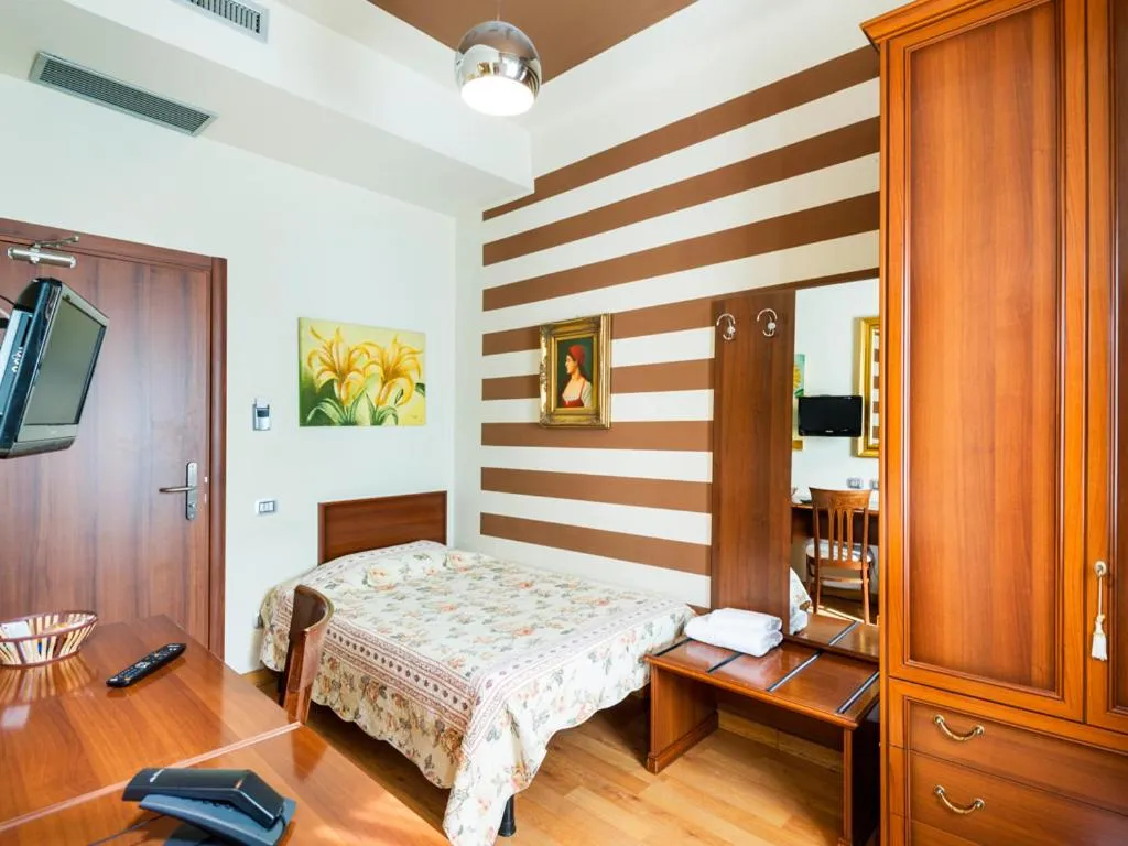 Photo of the whole room in Hotel San Giorgio