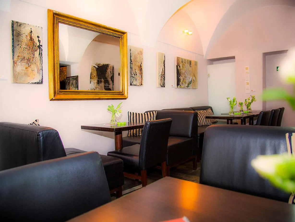 Lounge or bar in Boutique Hotel Frieden