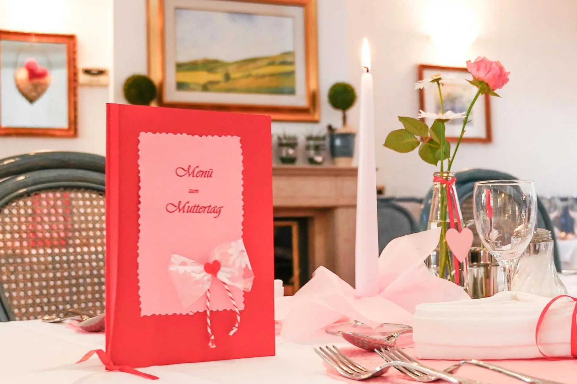 Restaurant/places to eat in Kröllnerhof