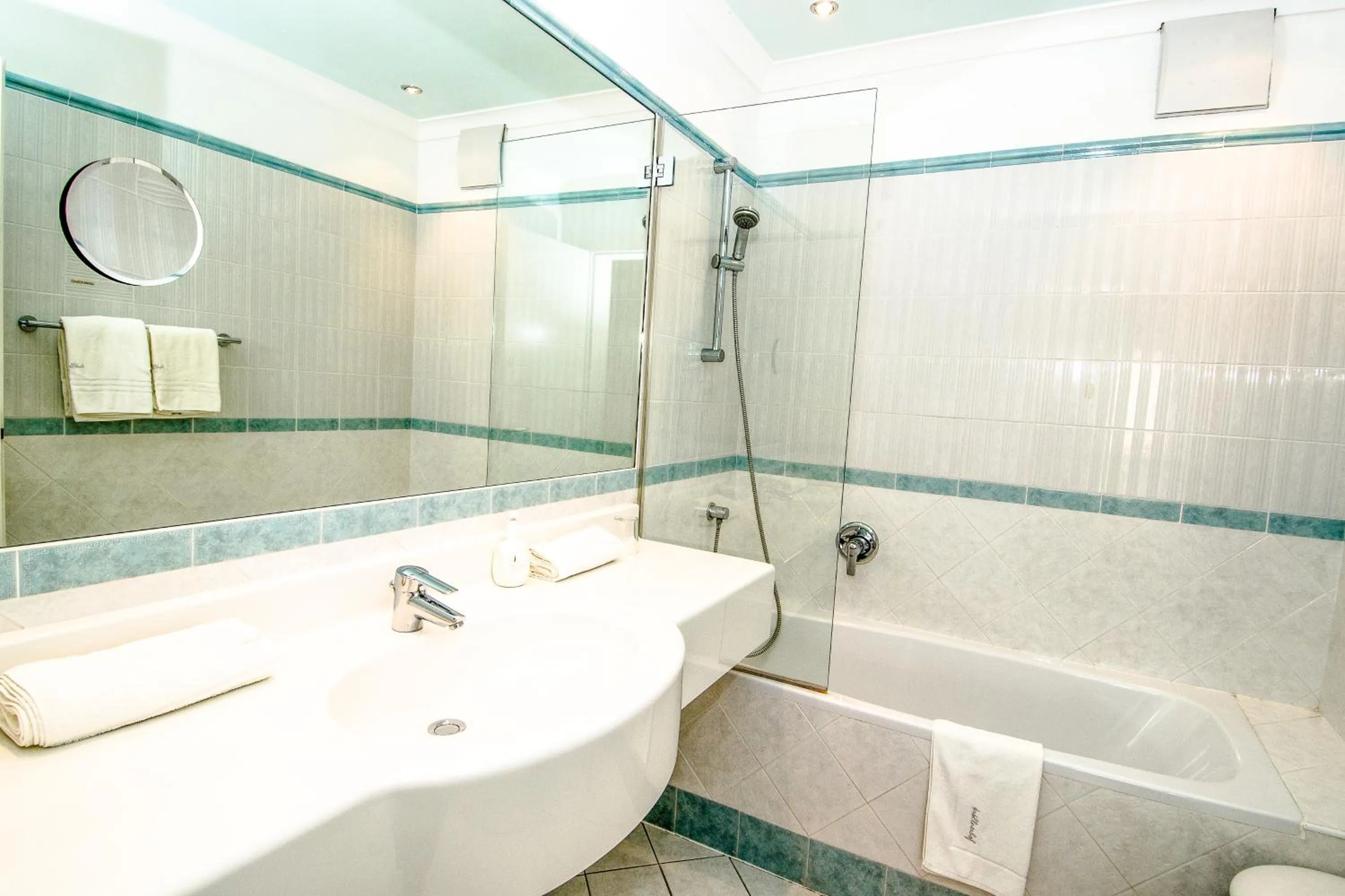 Bathroom in Kröllnerhof