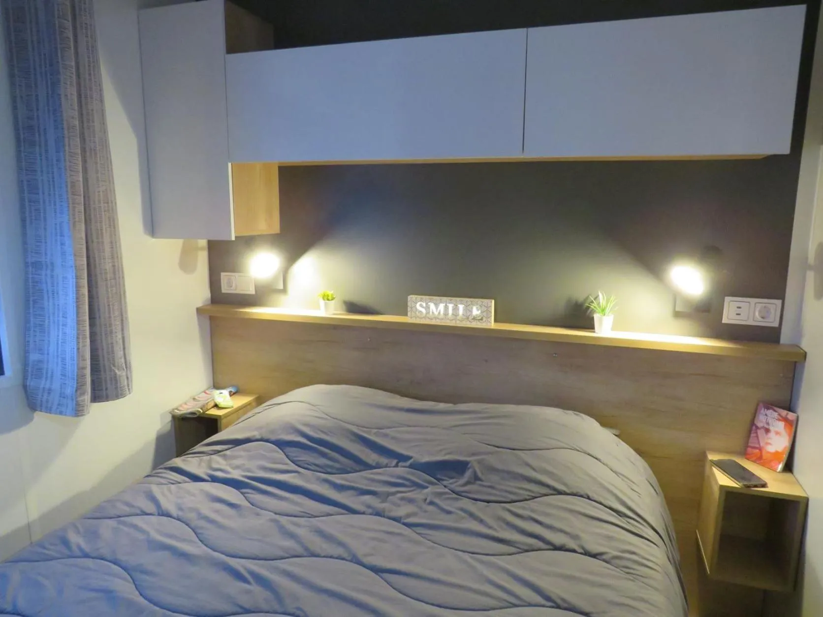 Bedroom, Bed in Camping Les P'tites Maisons dans la Prairie