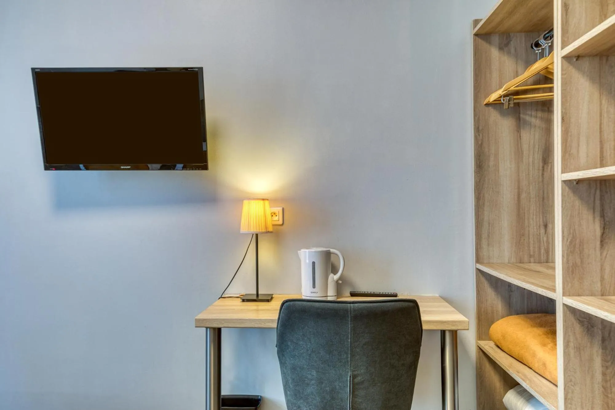 Coffee/tea facilities in Hôtel Mistral Comédie Saint Roch