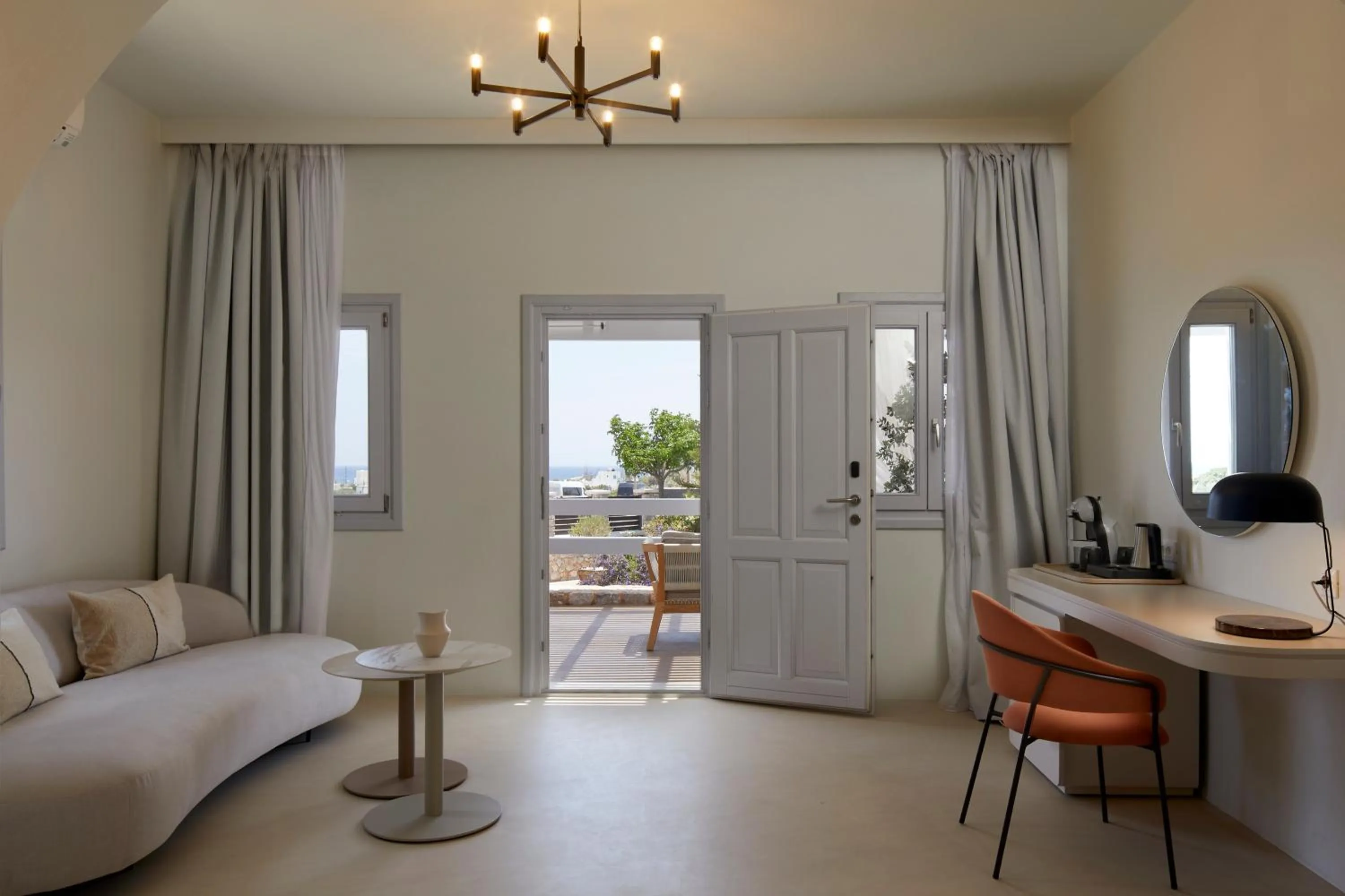 Living room in Orabel Suites Santorini (Adults Only)
