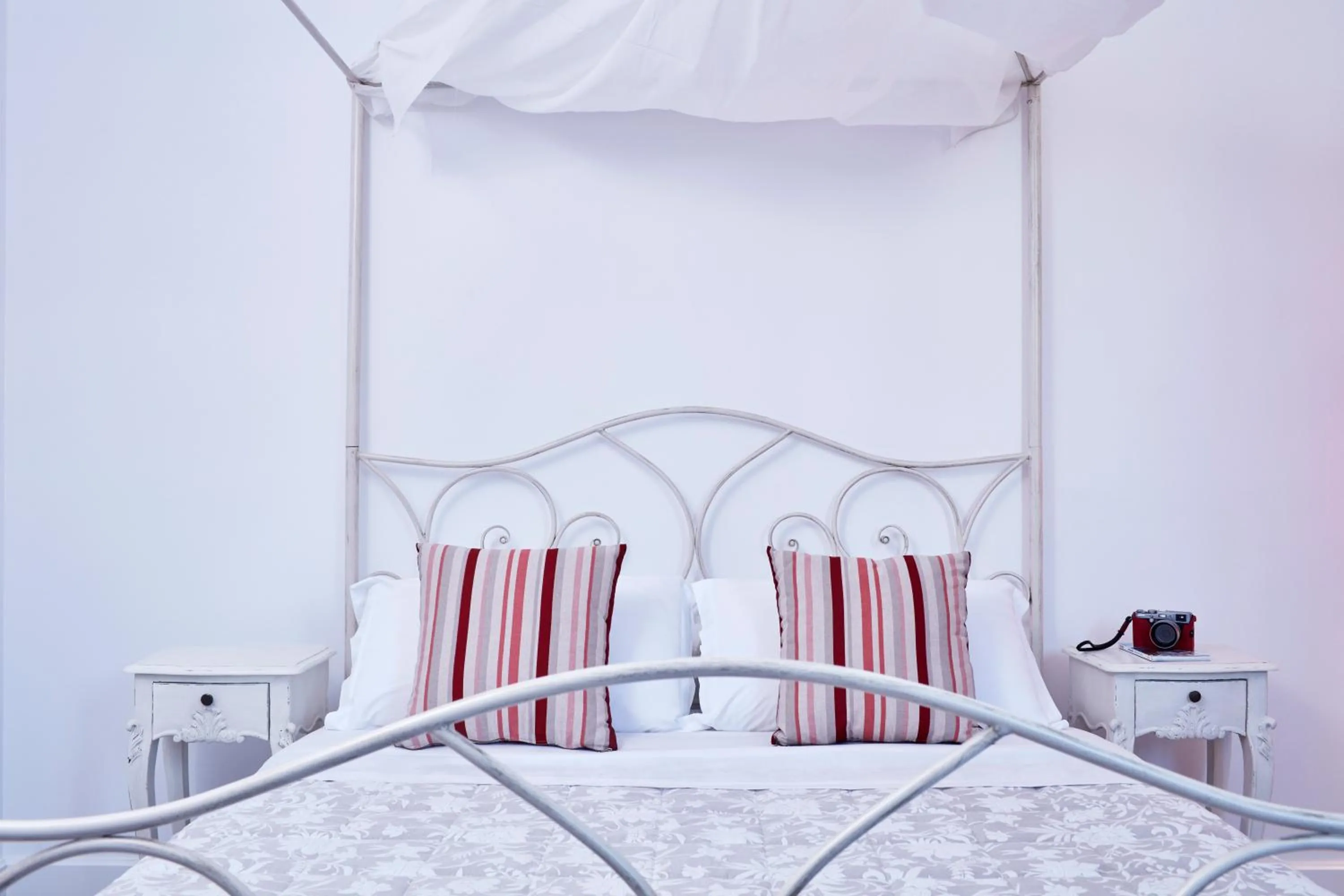 Bedroom, Bed in Orabel Suites Santorini (Adults Only)