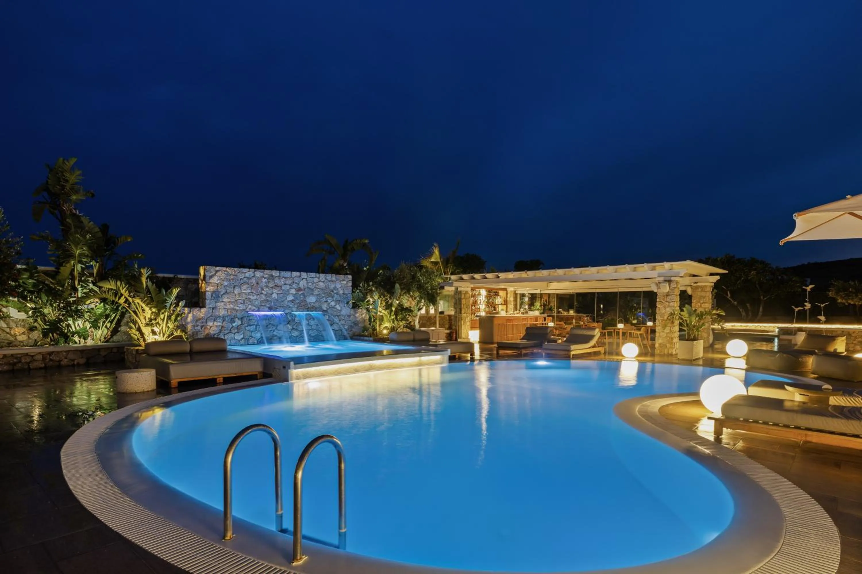 Swimming pool in Orabel Suites Santorini (Adults Only)