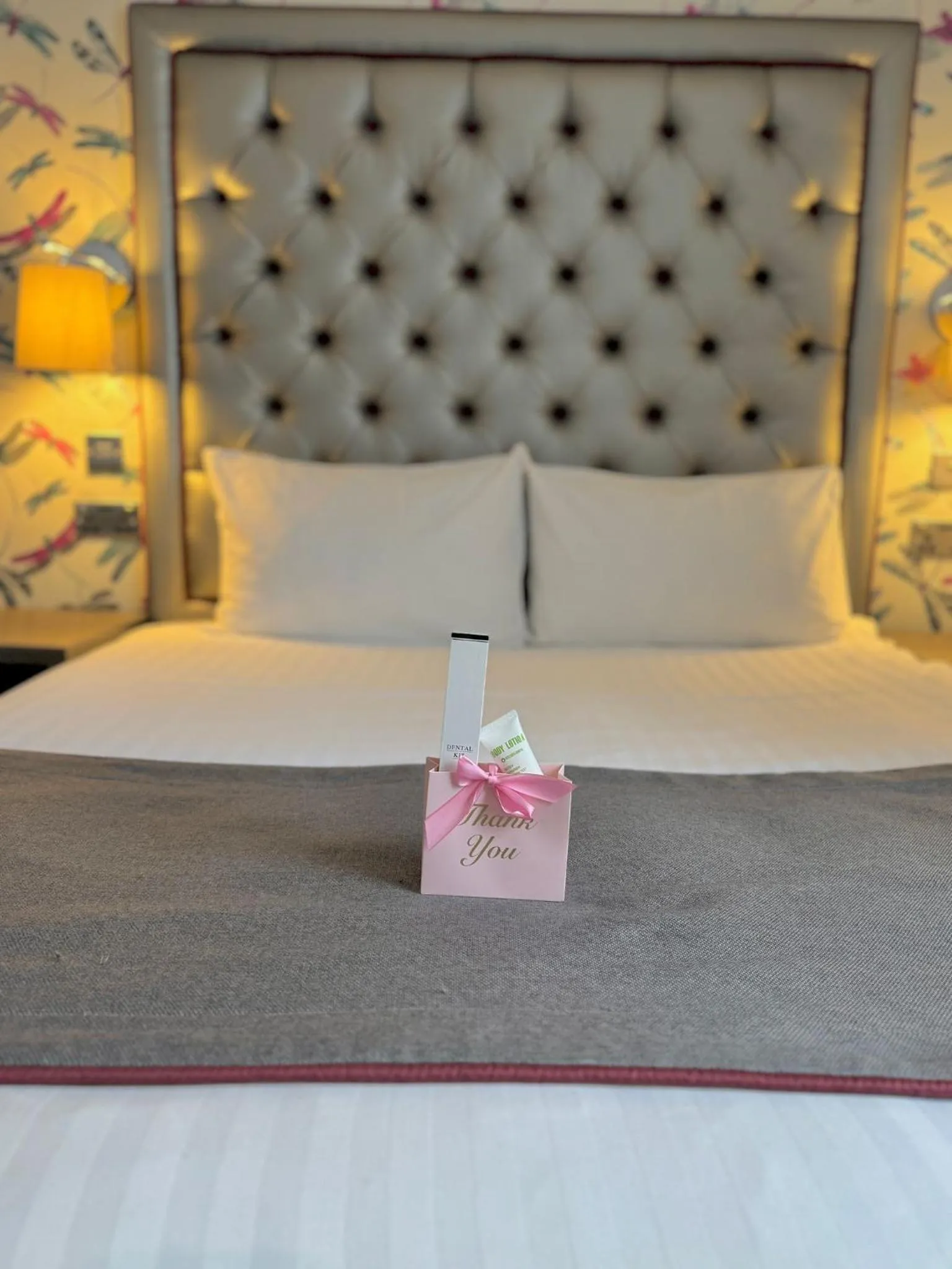 Bed in The Beverley Hotel London - Victoria