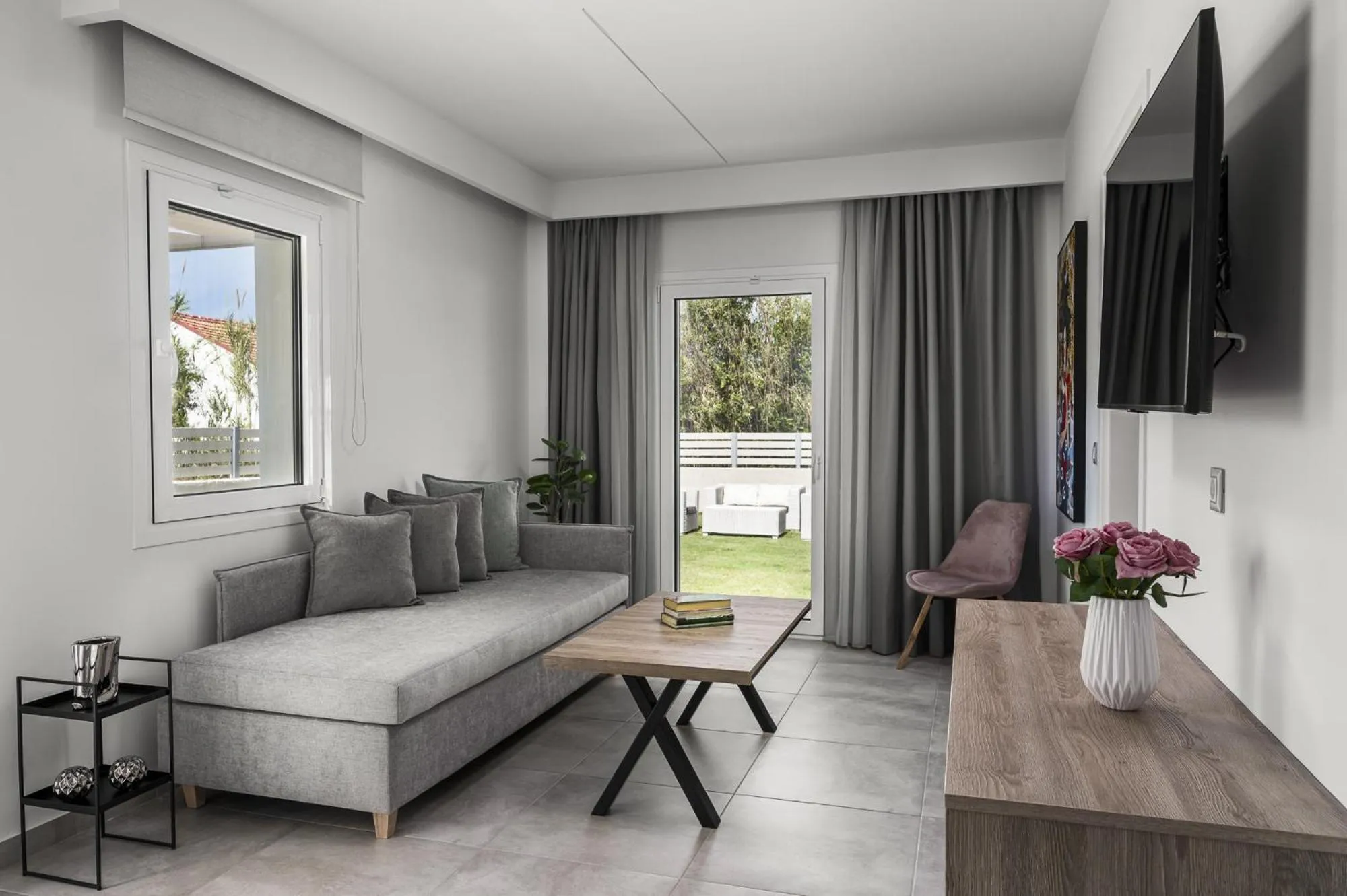 Living room in Acharavi Beach Hotel