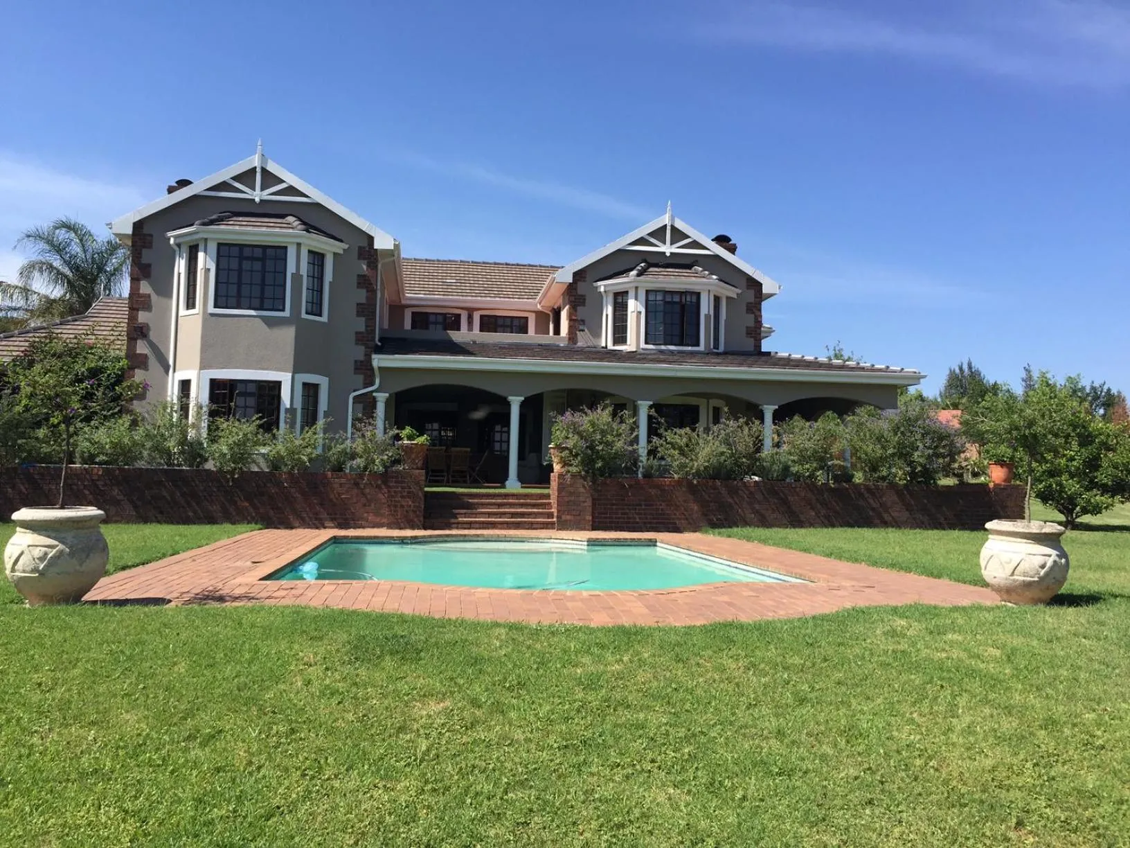 Property building in Maple Manor