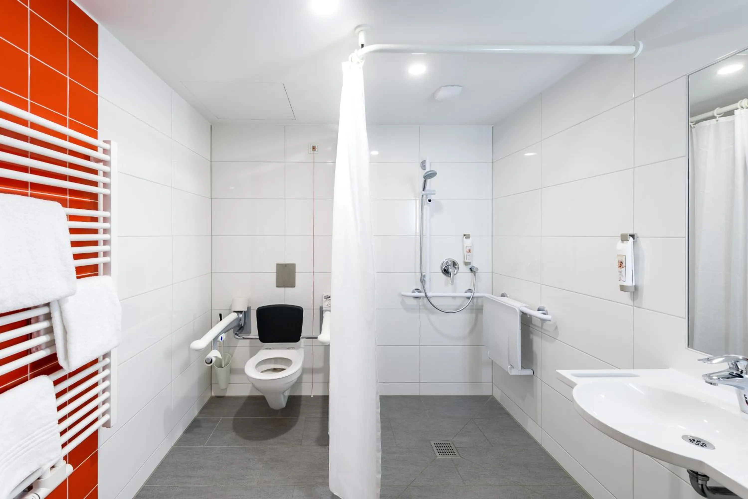 Area and facilities in Ibis Leipzig City