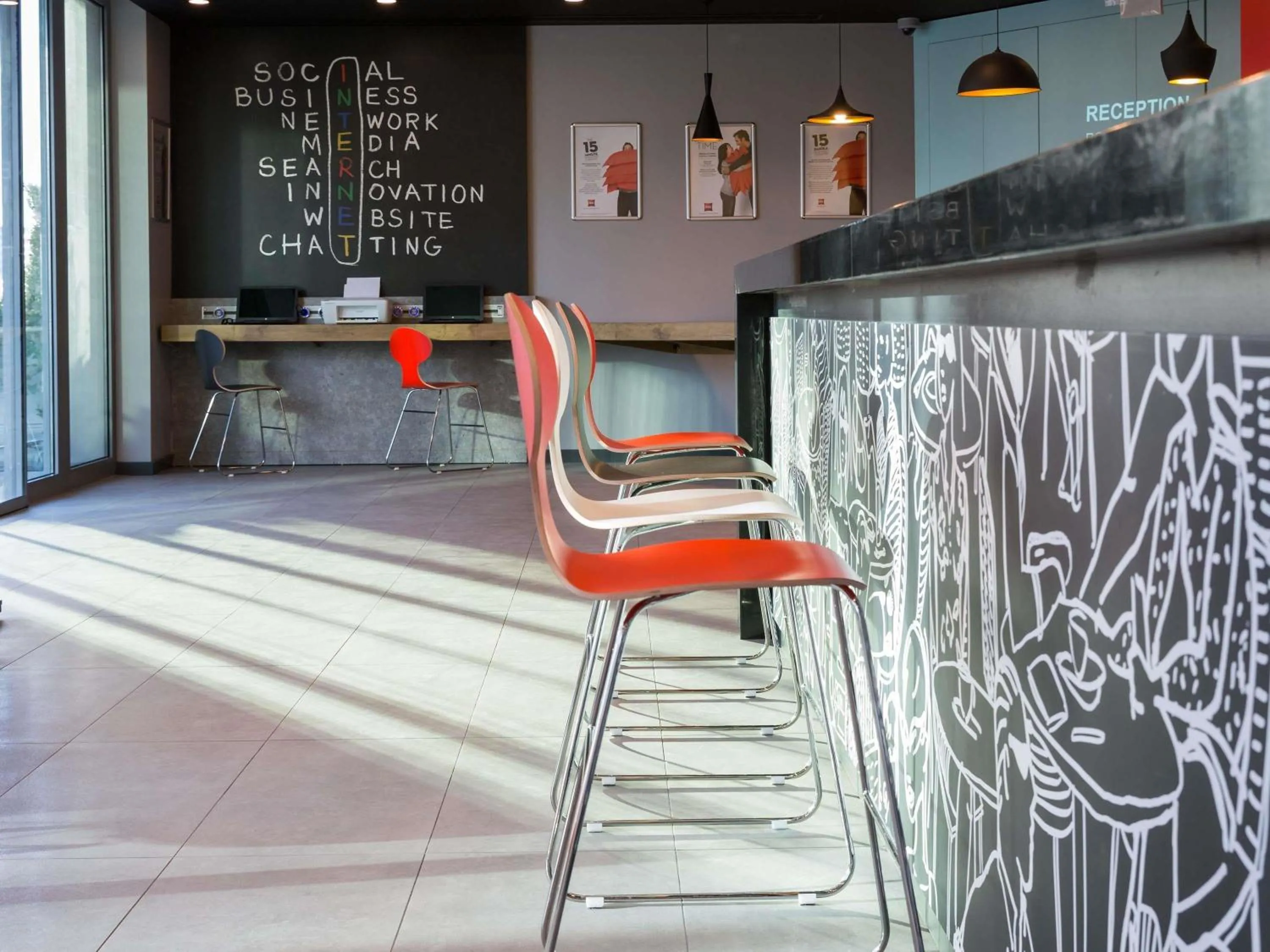 Lounge or bar in Ibis Istanbul West