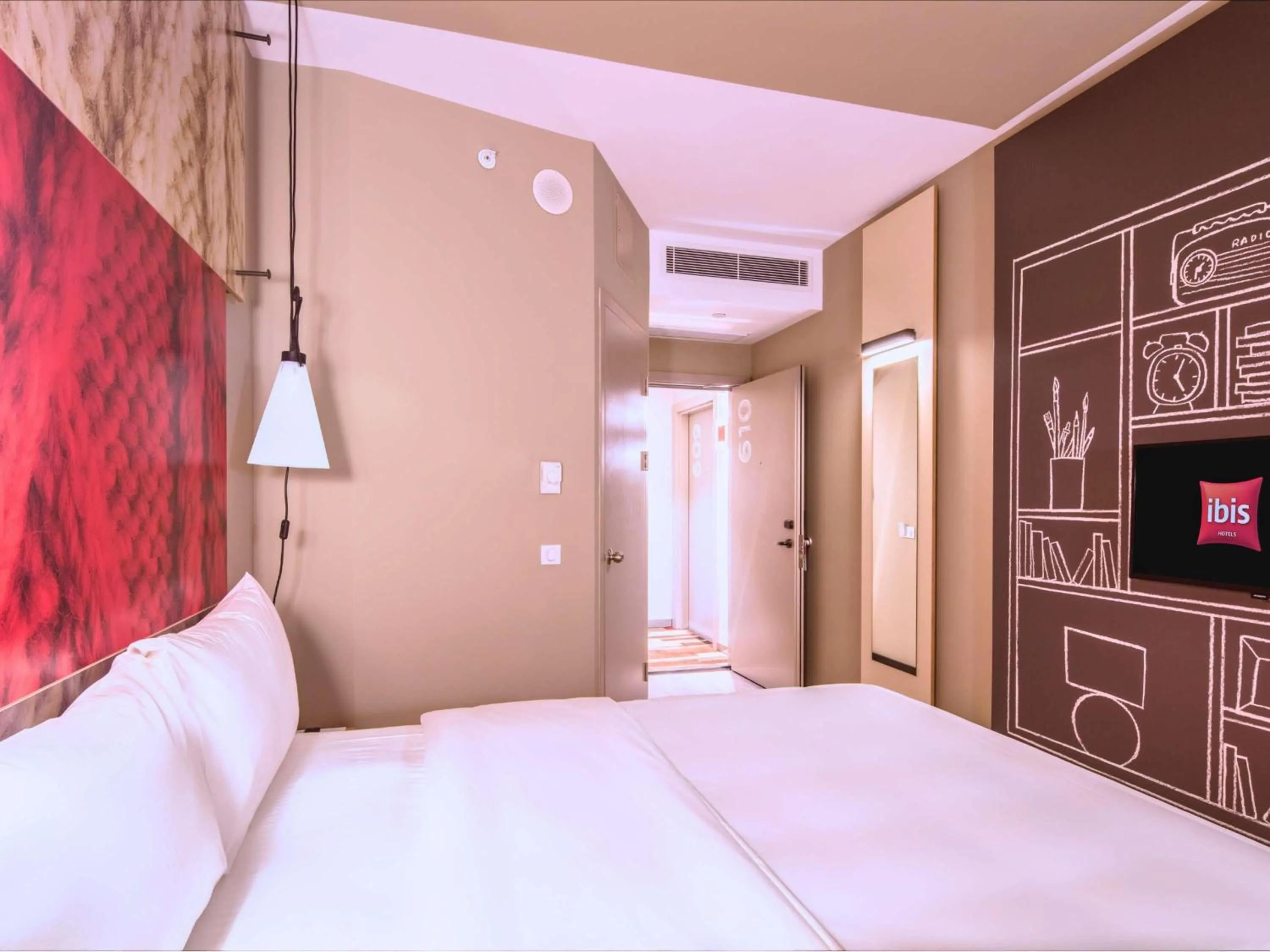 Bedroom, Bed in Ibis Istanbul West