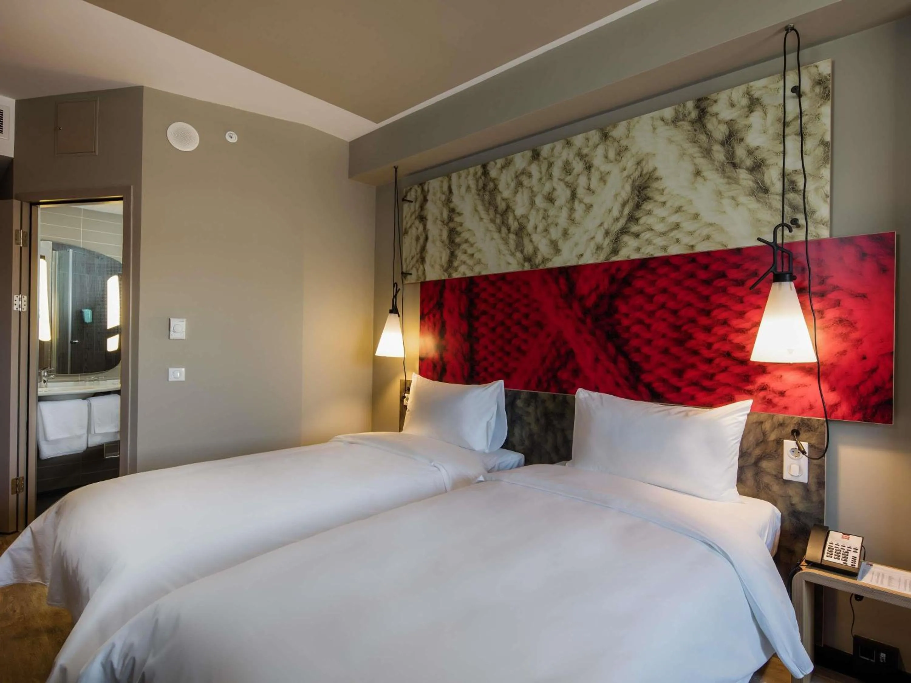 Bedroom, Bed in Ibis Istanbul West