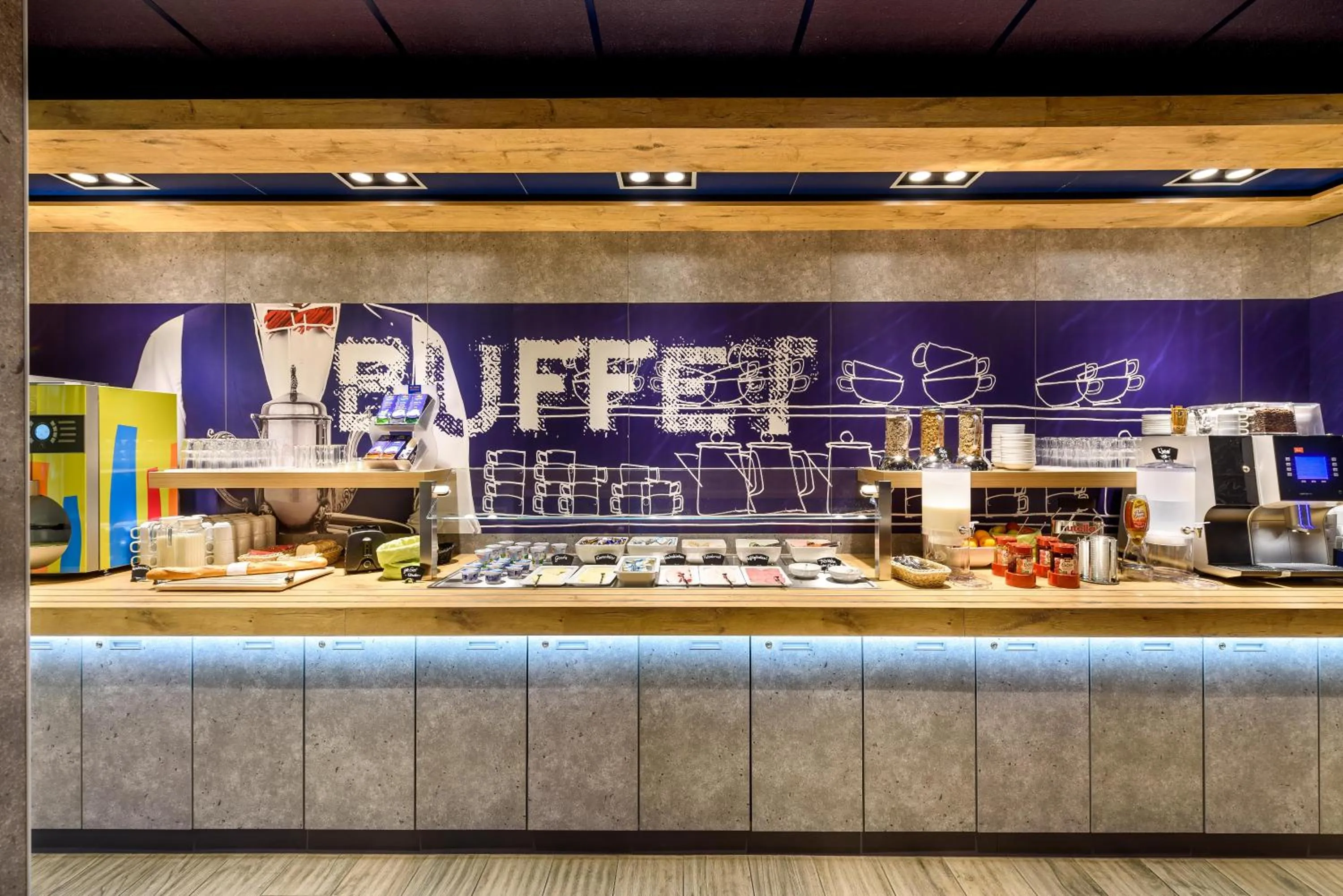 Buffet breakfast in Ibis Budget Leipzig City