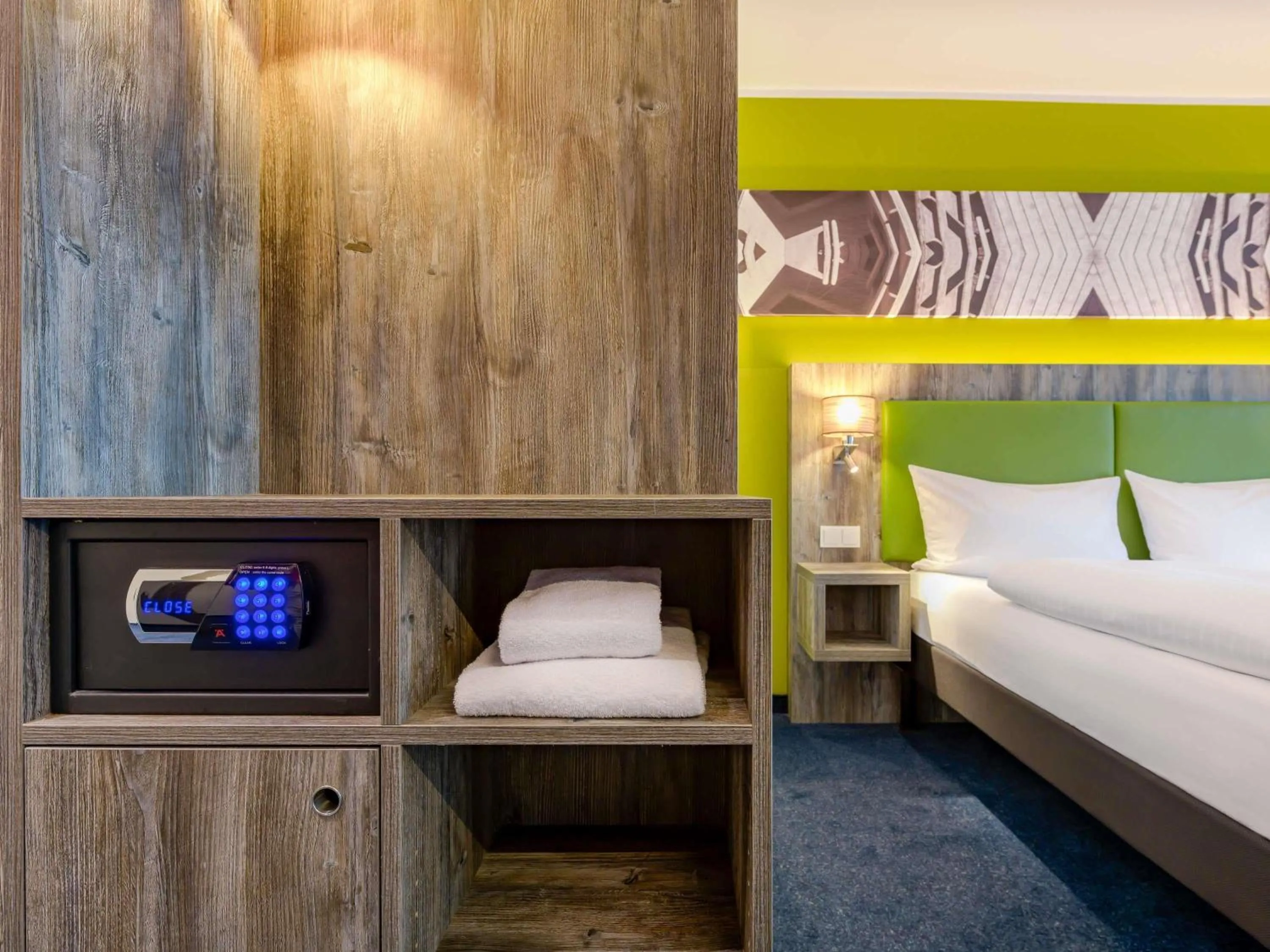 Bedroom, Bed in ibis Styles Tuebingen