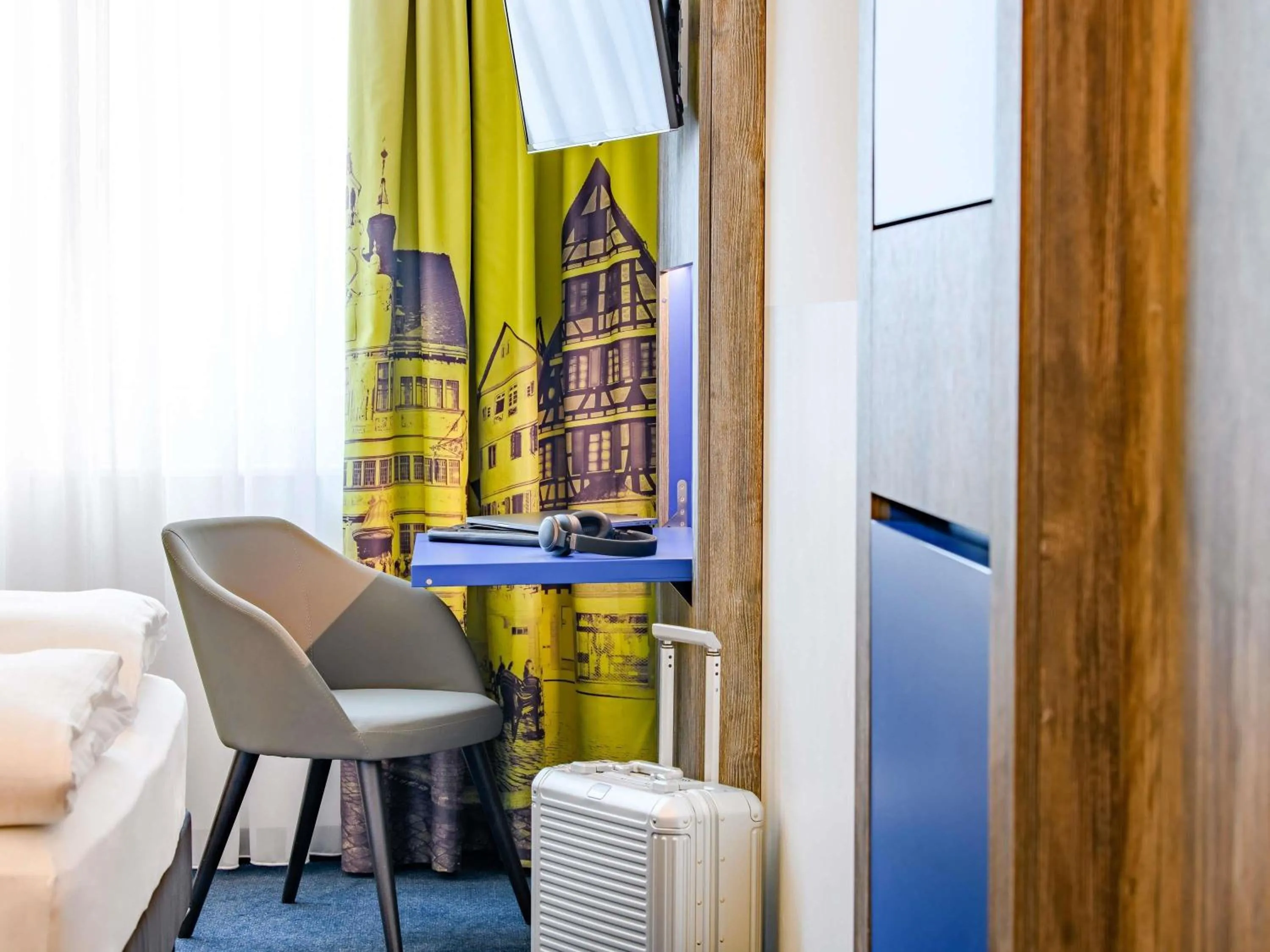 Bedroom in ibis Styles Tuebingen