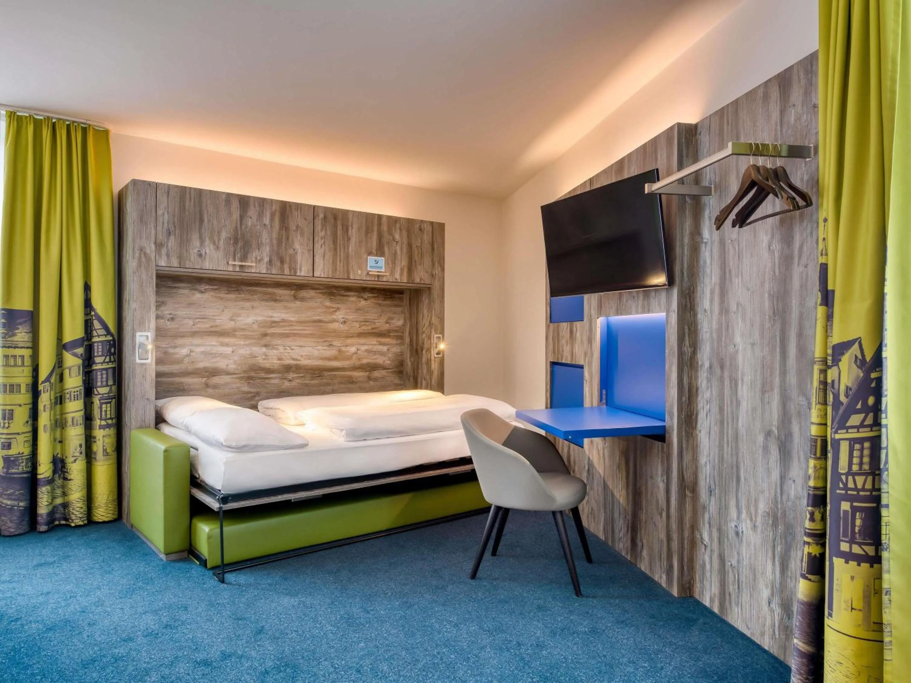 Bedroom, Bed in ibis Styles Tuebingen