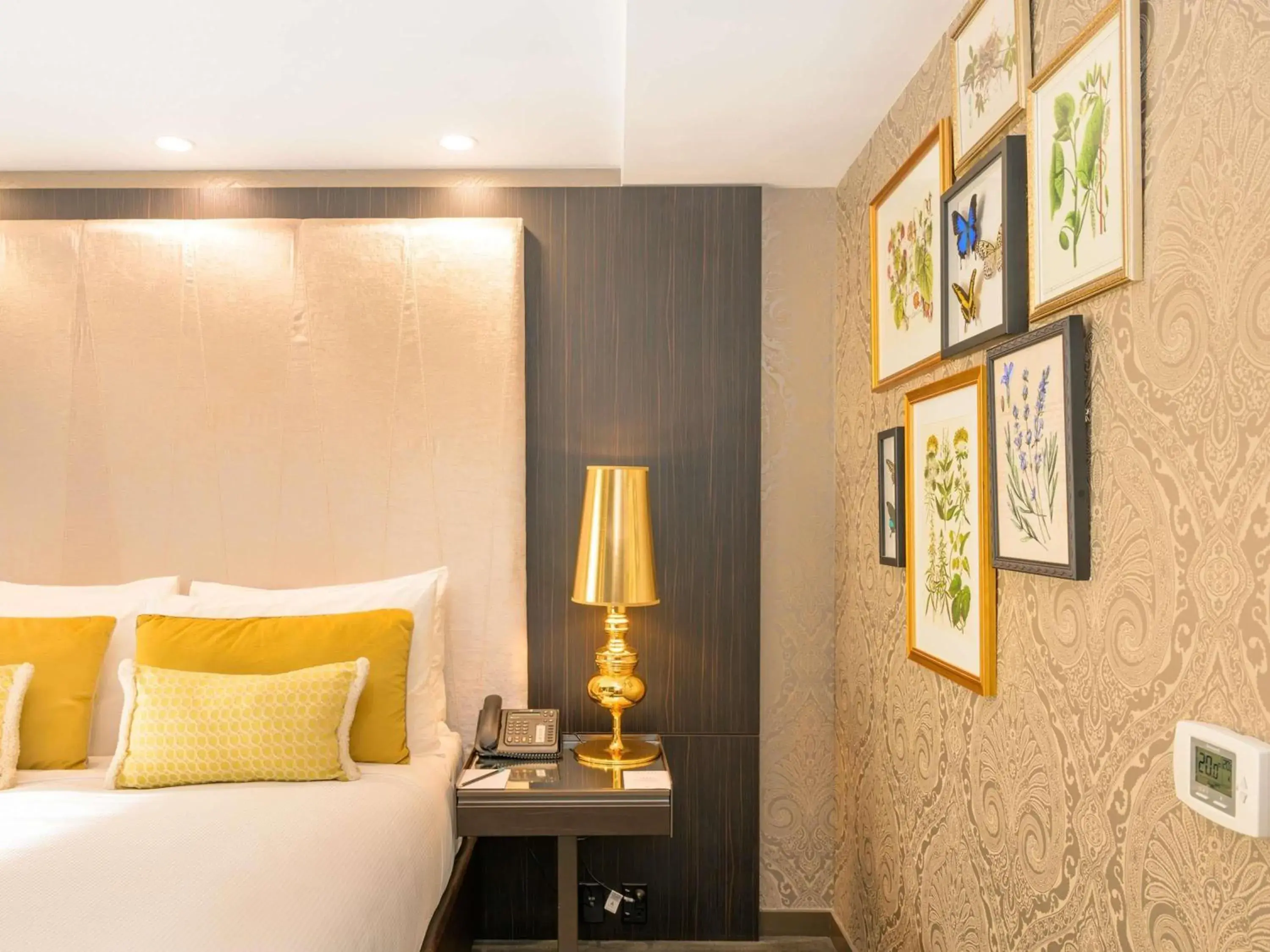 Accessible Classic Queen Room in Sofitel Wellington Accessible Classic Queen Room in Sofitel Wellington