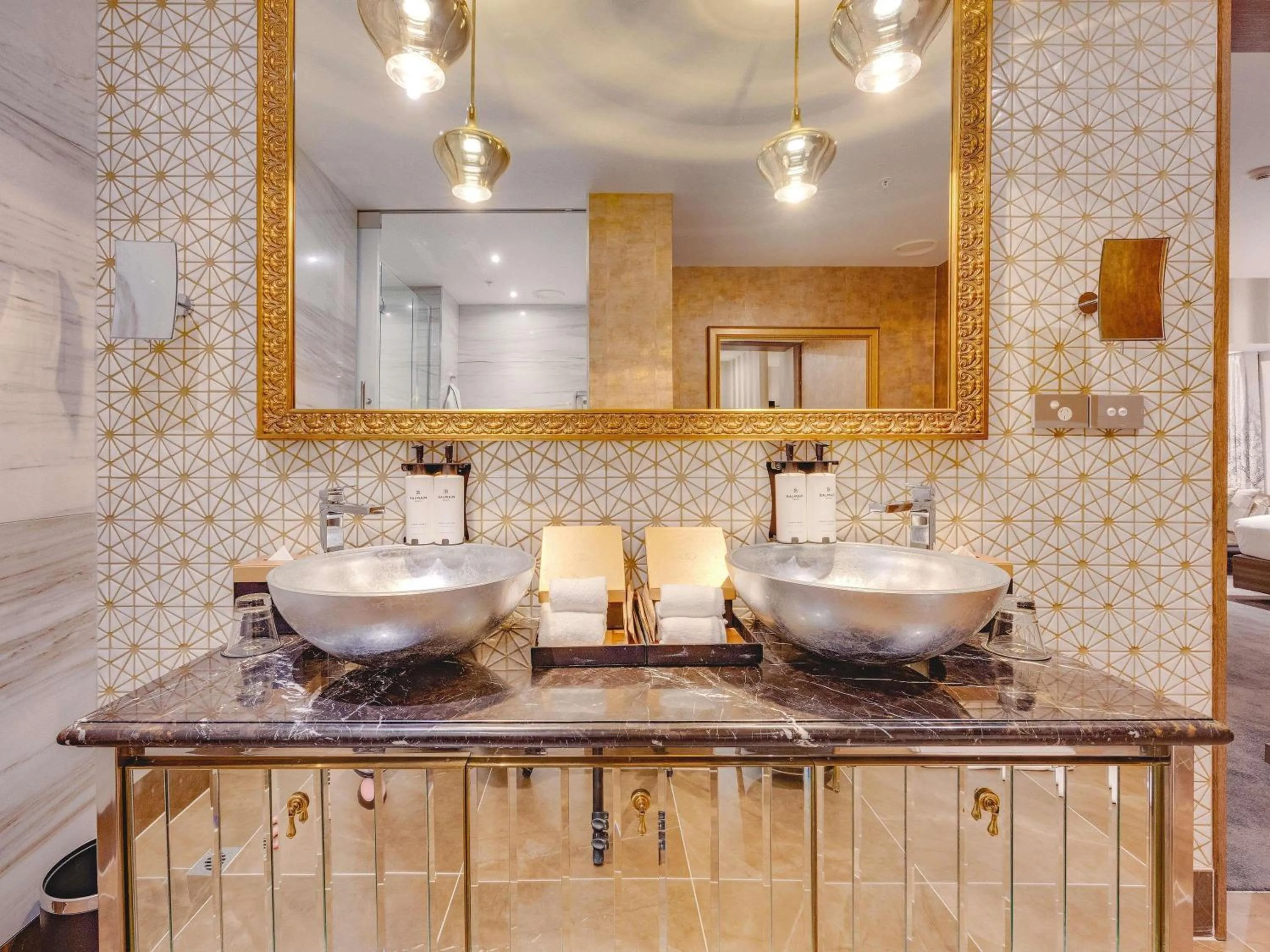 Bedroom in Sofitel Wellington