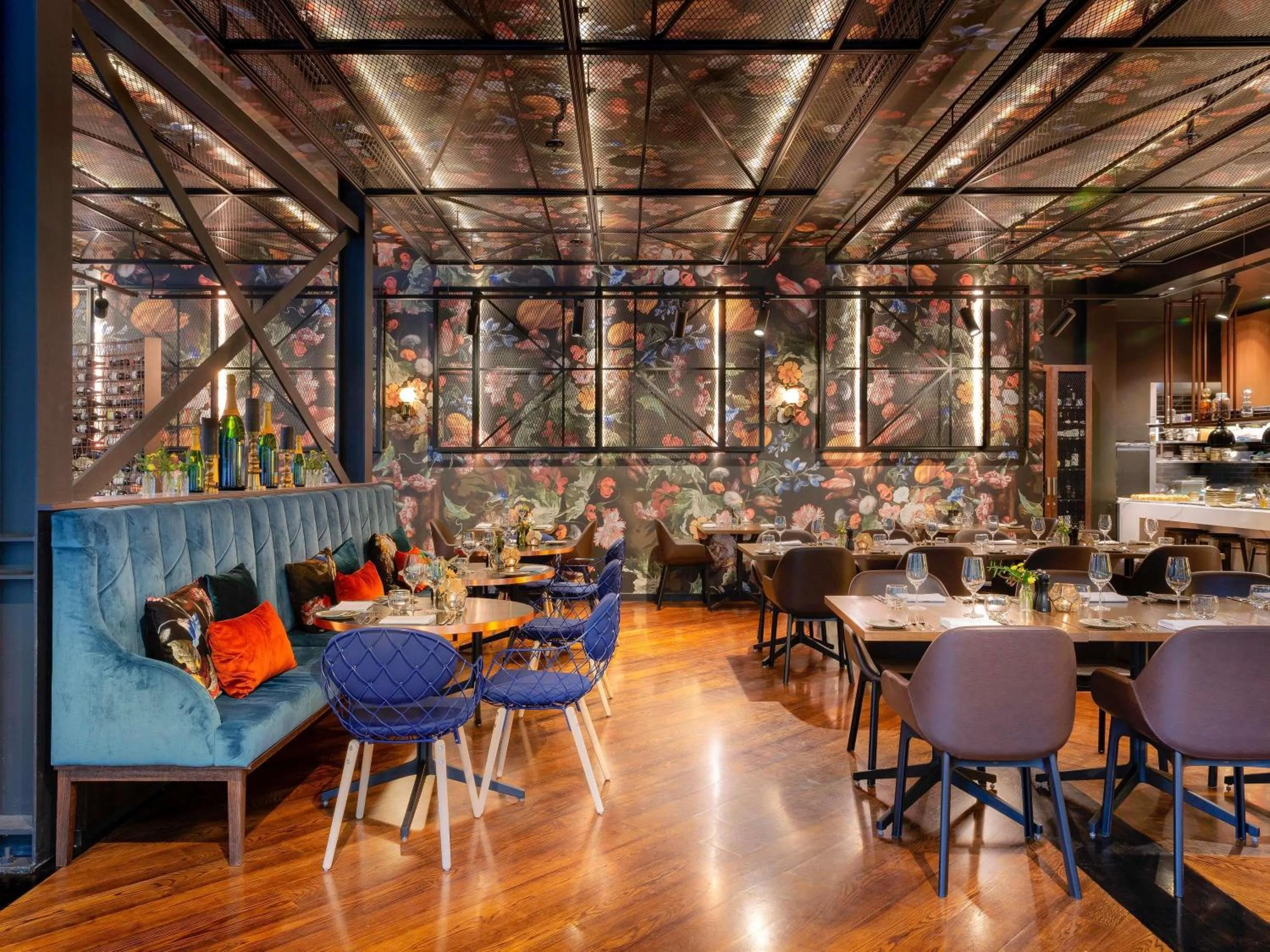 Restaurant/places to eat in Sofitel Wellington