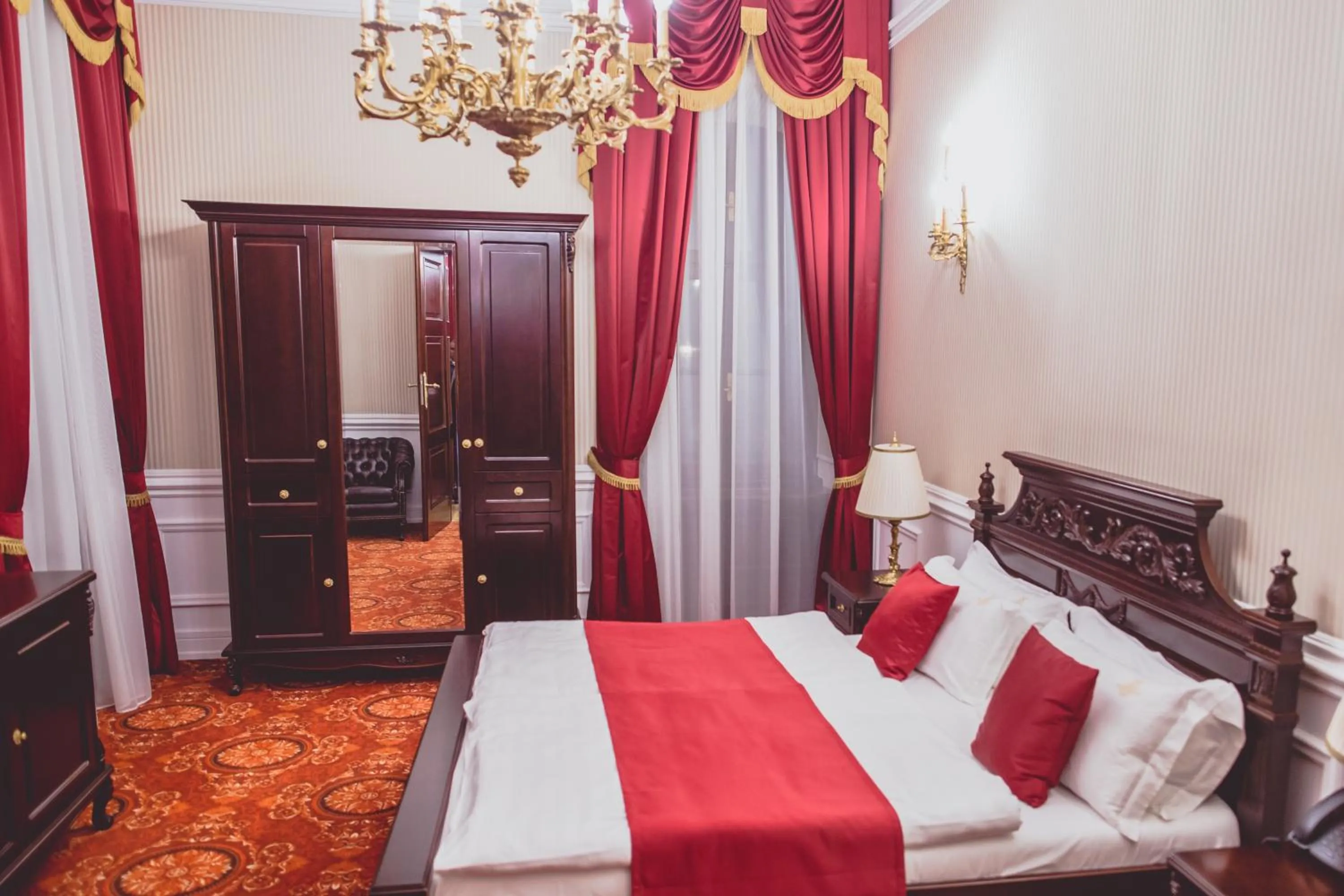 Bed in Forgách Kastély