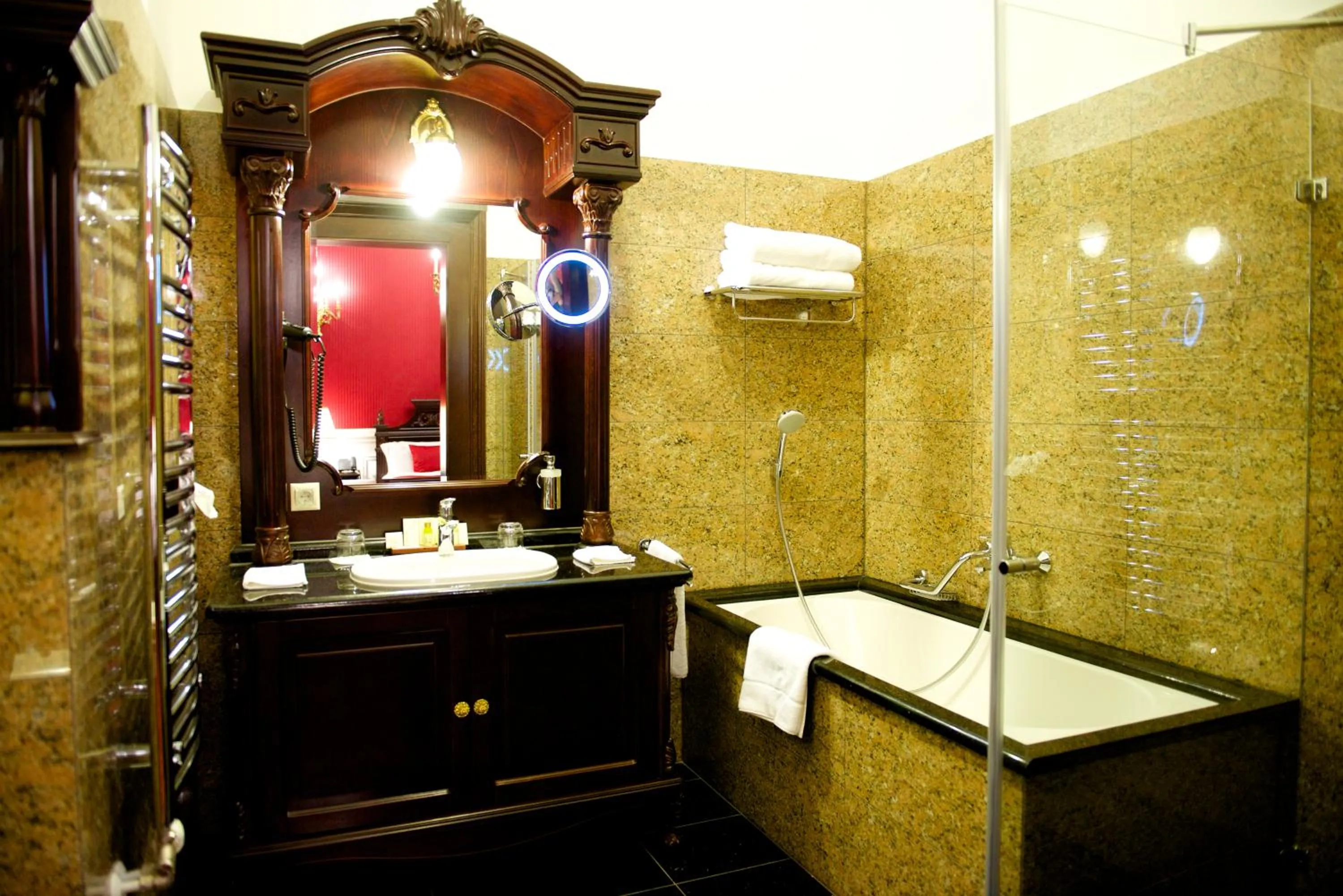 Bathroom in Forgách Kastély