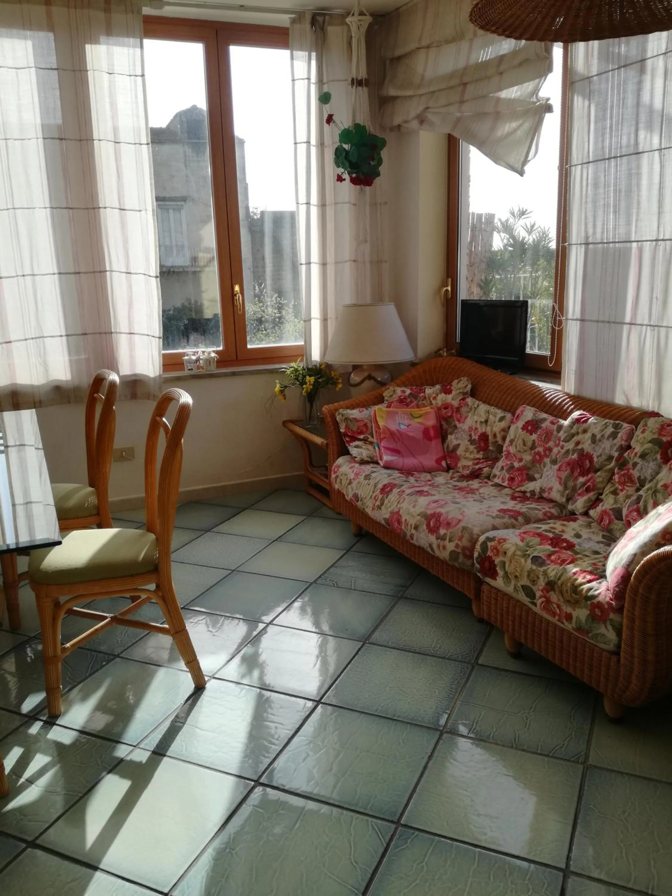 Communal lounge/ TV room in B&B Ap