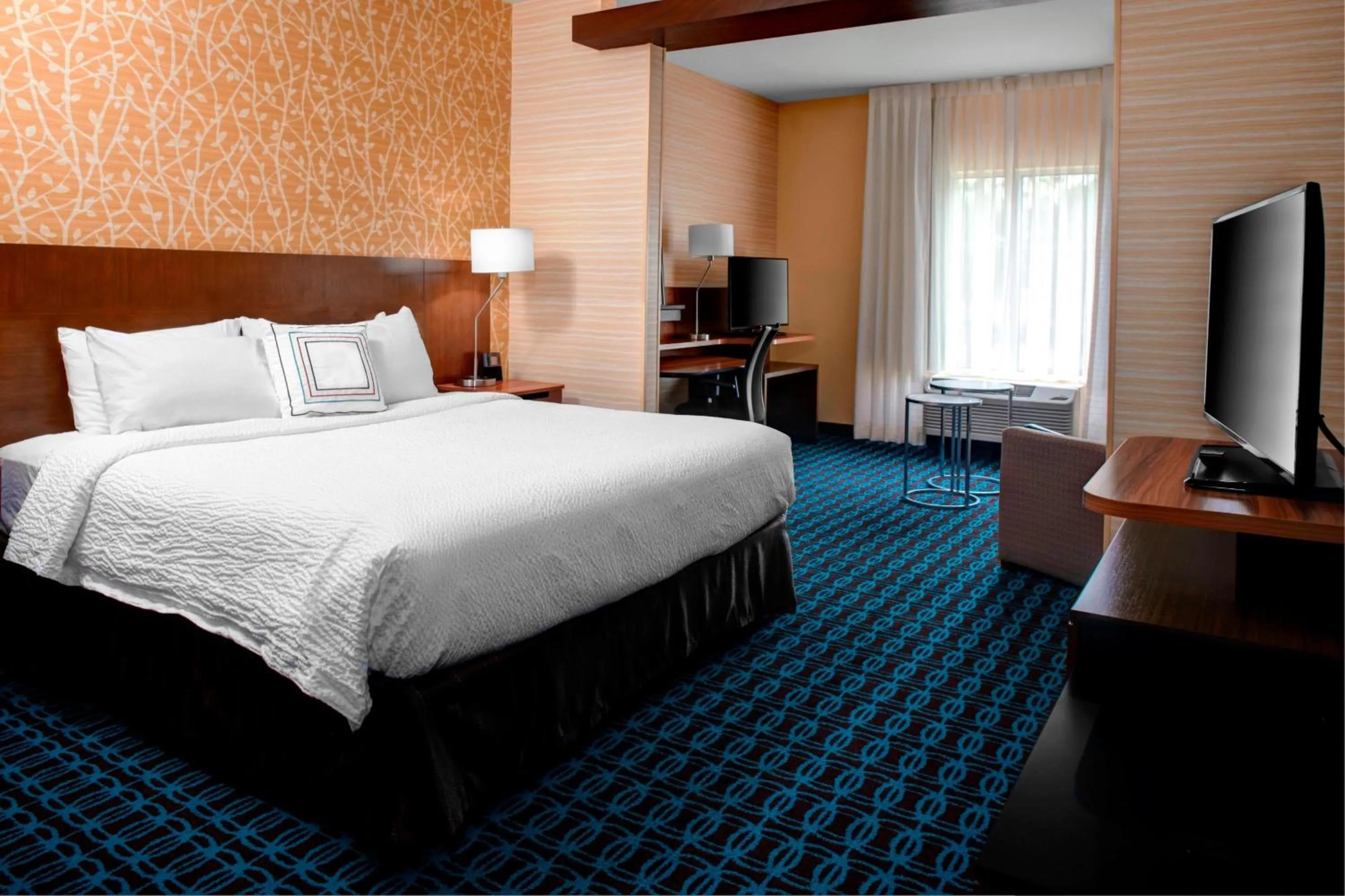 Bedroom, Bed in Fairfield Inn & Suites by Marriott Douglas